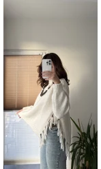 Yanlardan Püsküllü Kazak