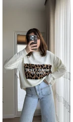 Yazılı Leopar Triko Kazak Ekru