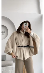 Yumoş Panço Kemerli Düğmeli Dik Yaka