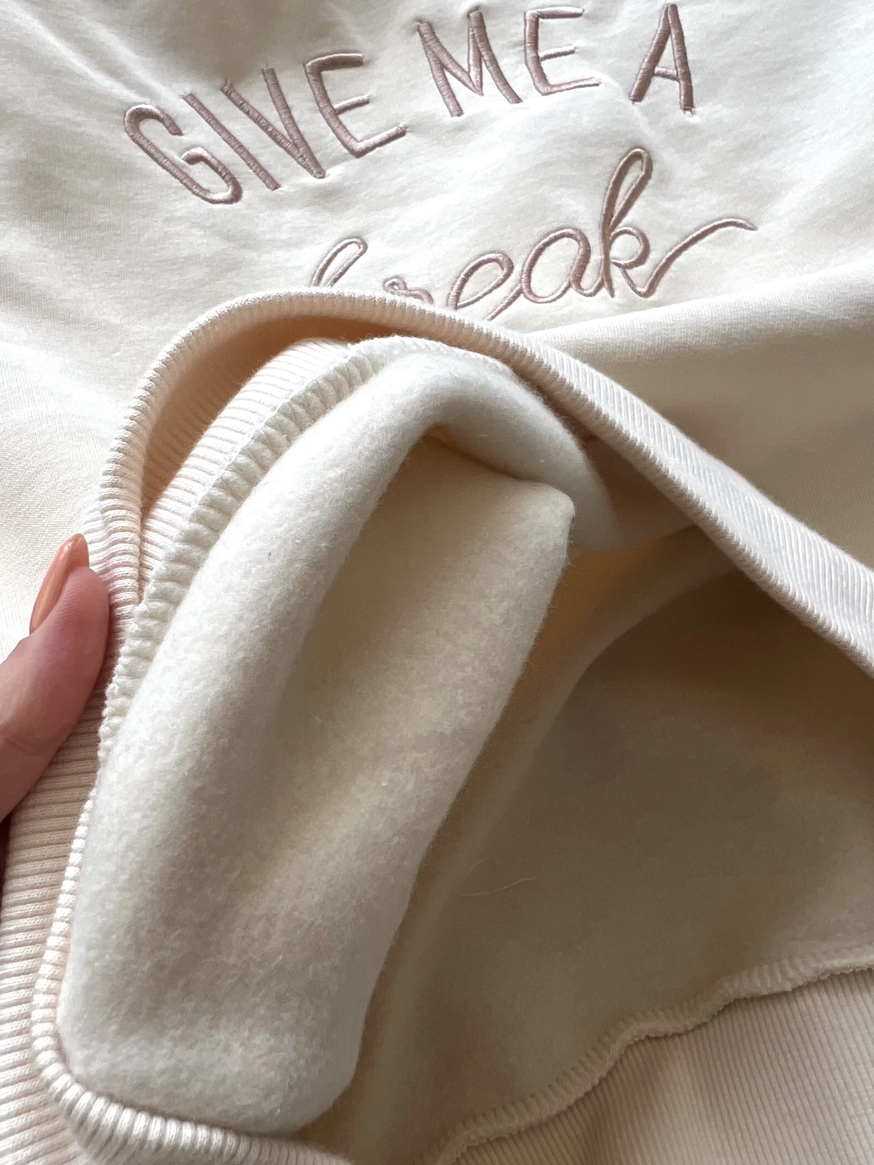 Krem Oversize Baskılı Sweatshirt Kapüşonlu
