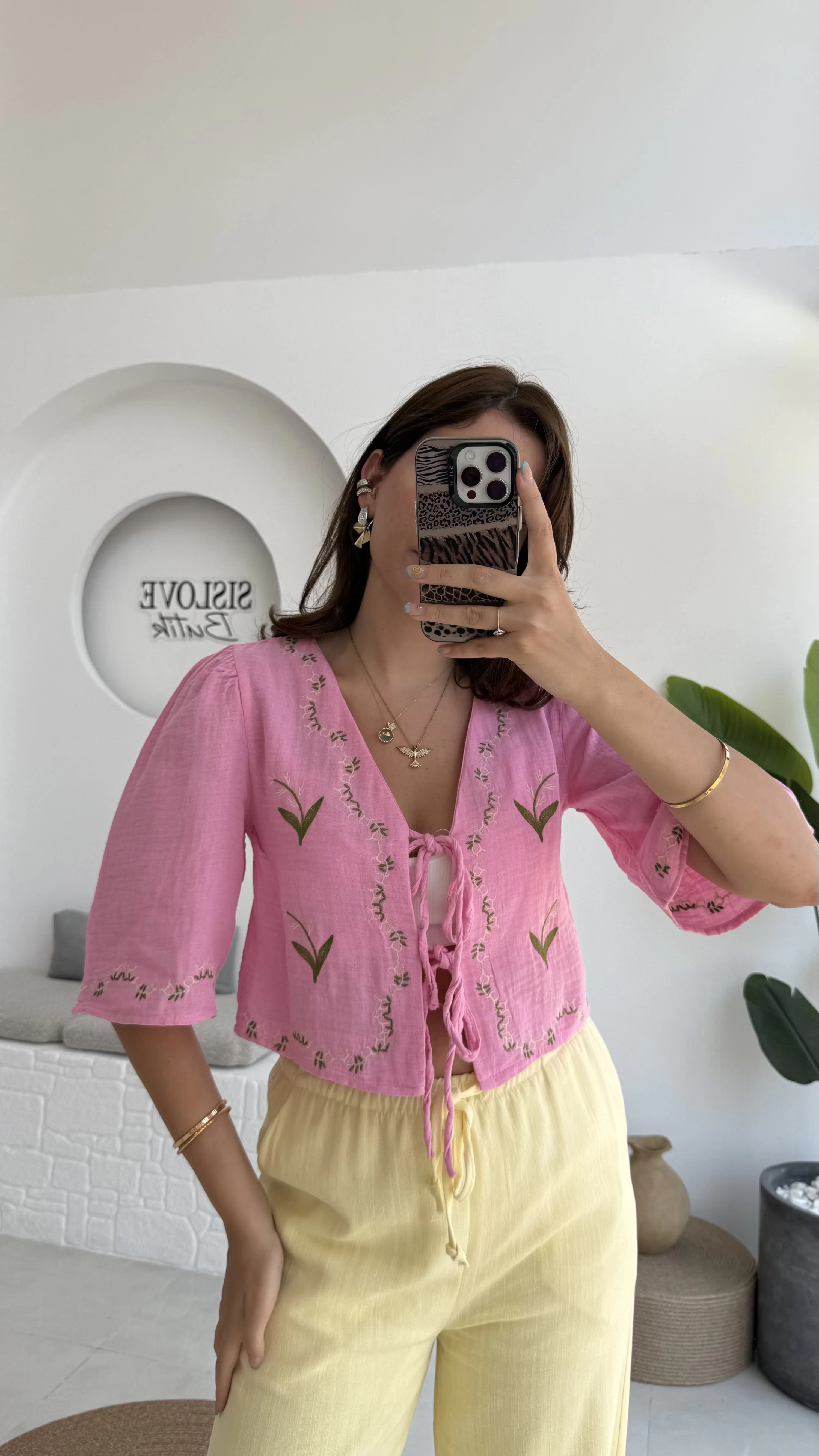 Bodrum Bluz Müslin Kumaş Nakış Detay - Pembe