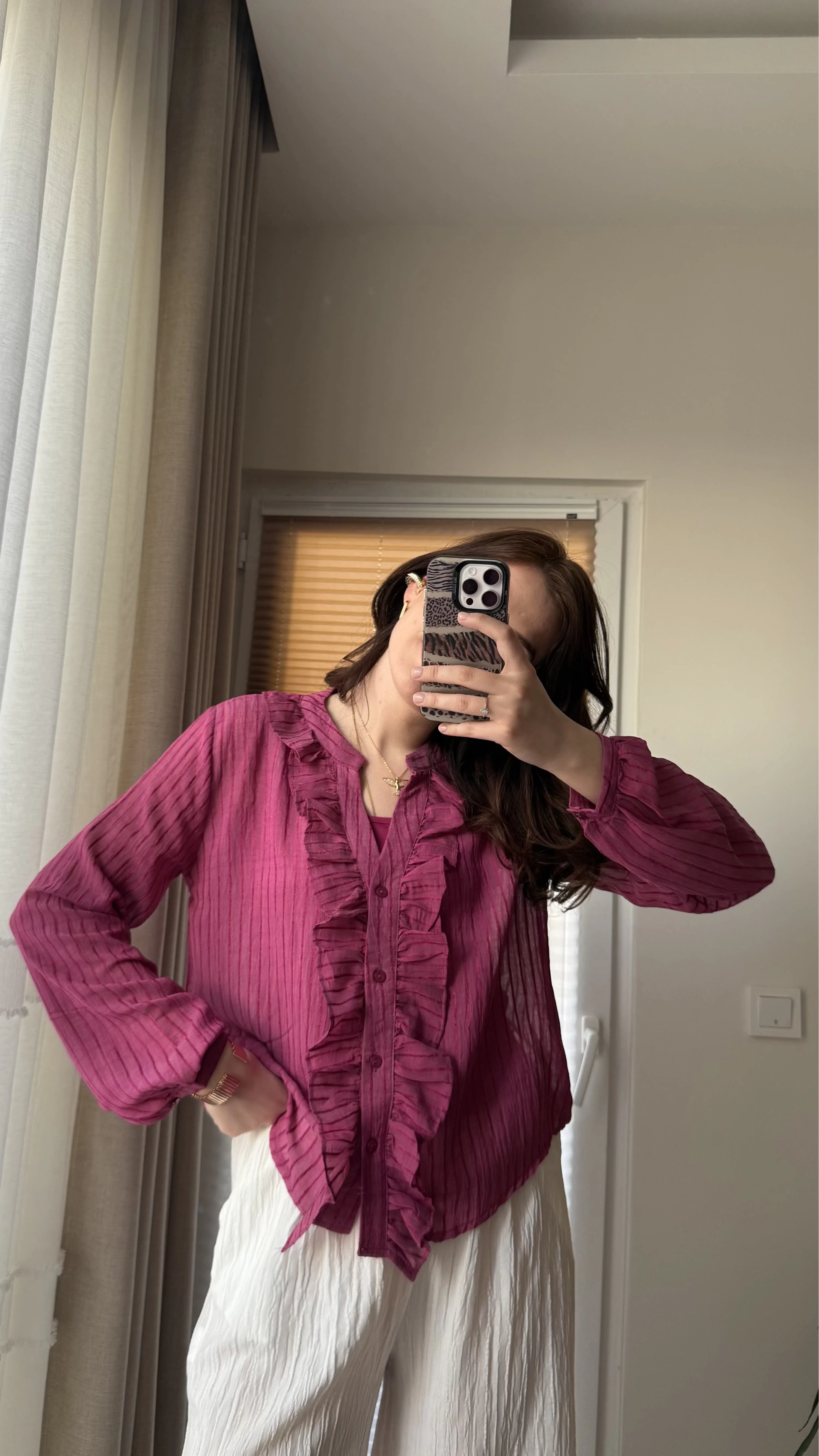 Cherry Vişne Çürüğü Fırfırlı Bluz