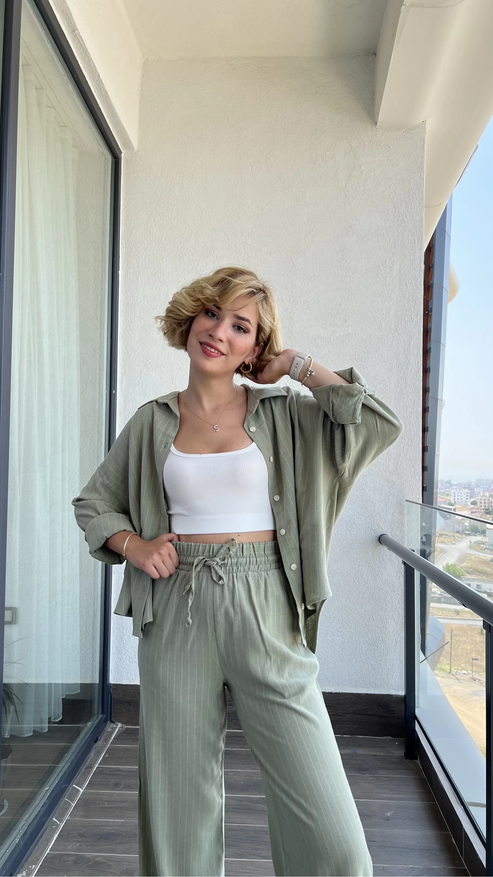 Çizgili Keten Takım