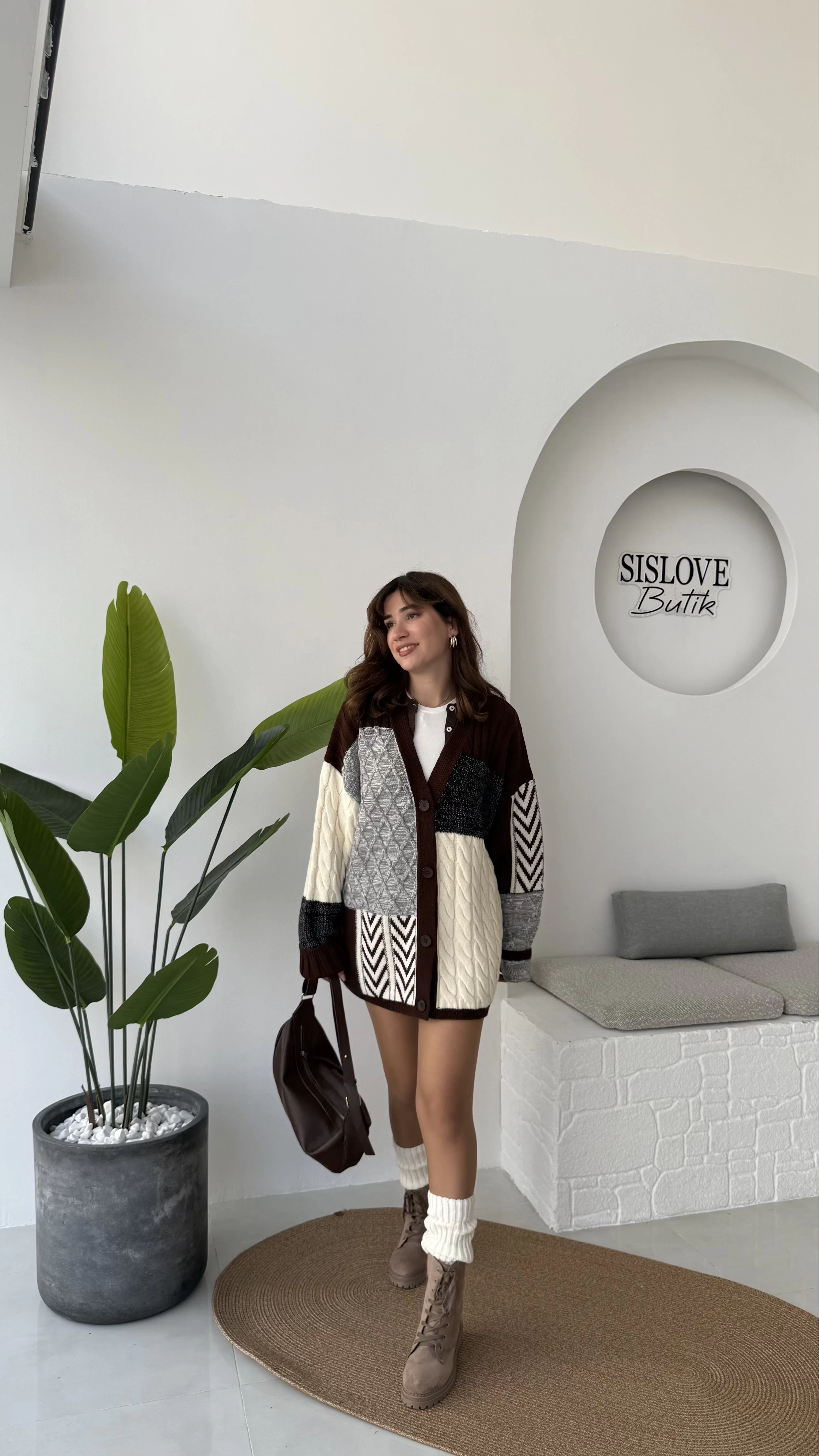 Çok Renkli Yamalı Oversize Hırka