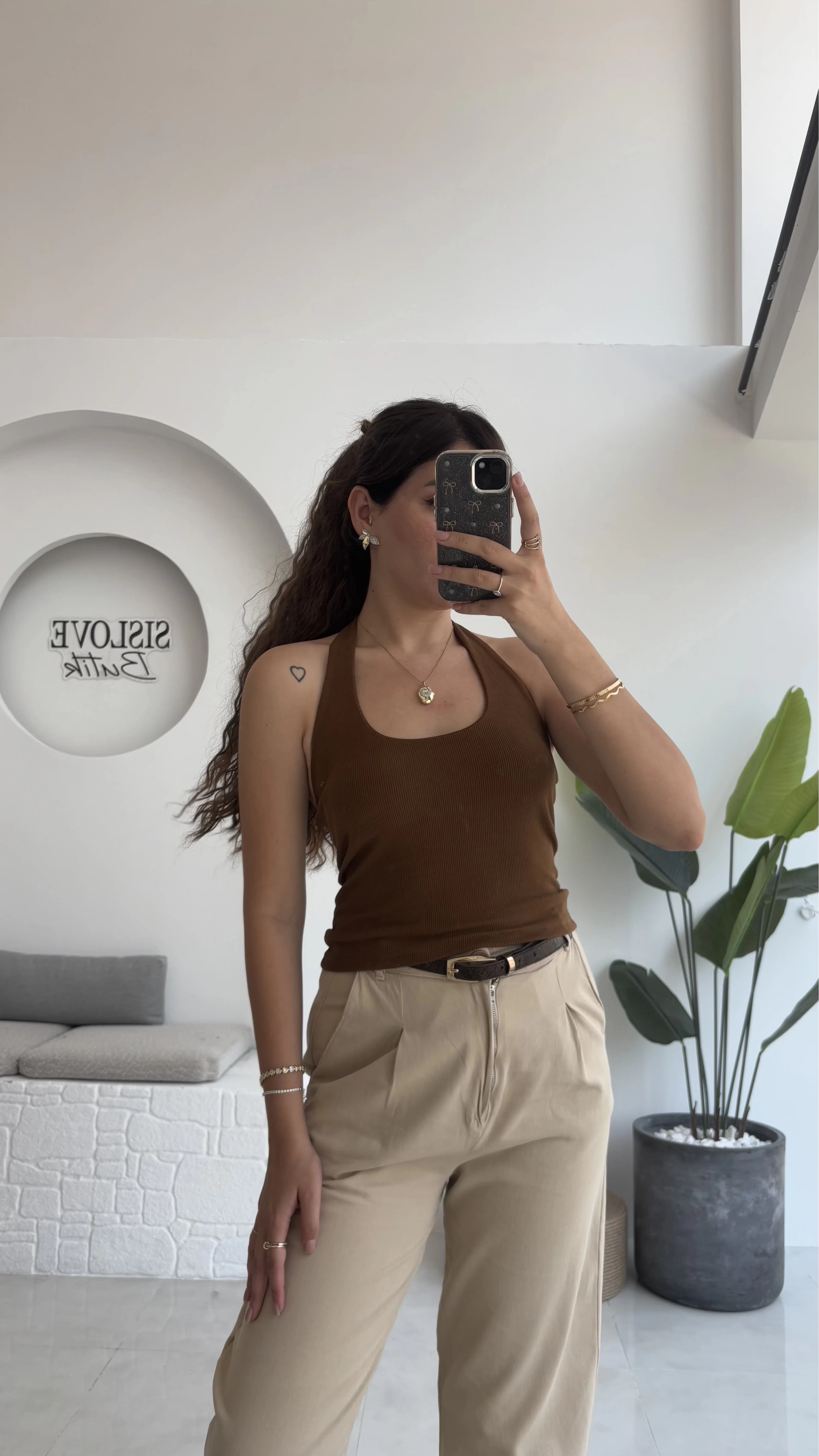 Karolina Boyundan Geçmeli Crop - Kahverengi