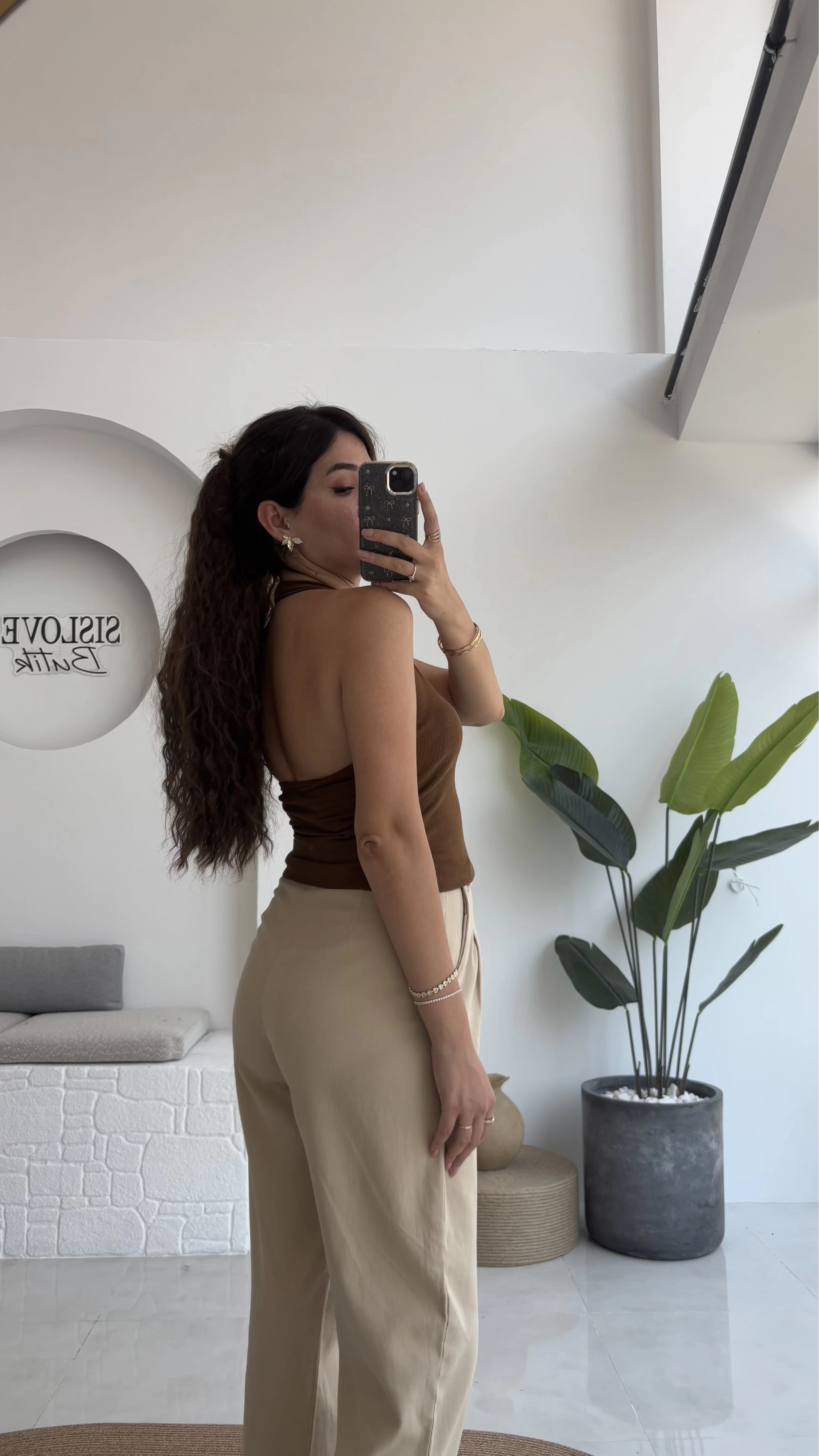 Karolina Boyundan Geçmeli Crop - Kahverengi