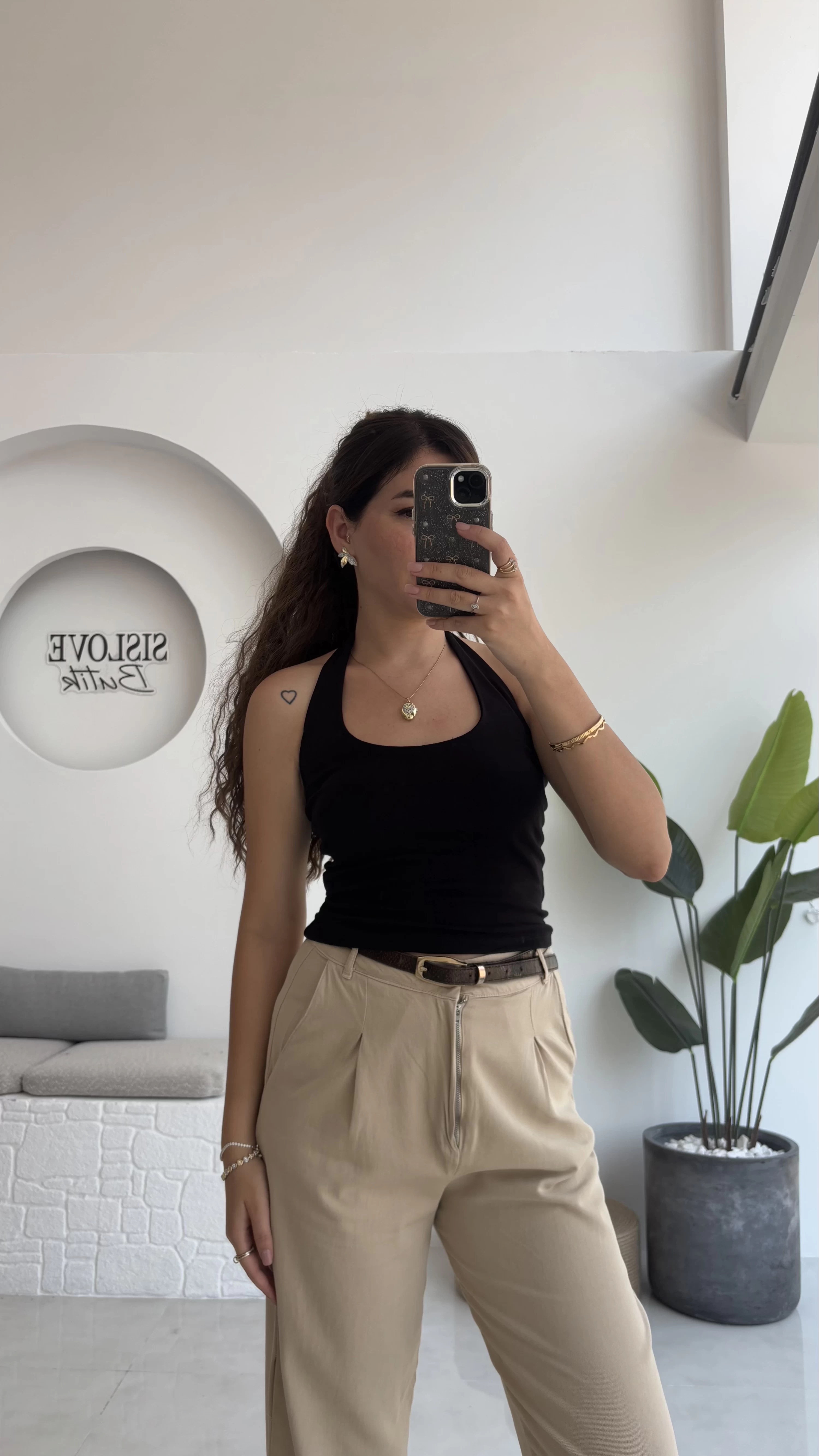 Karolina Boyundan Geçmeli Crop - Siyah