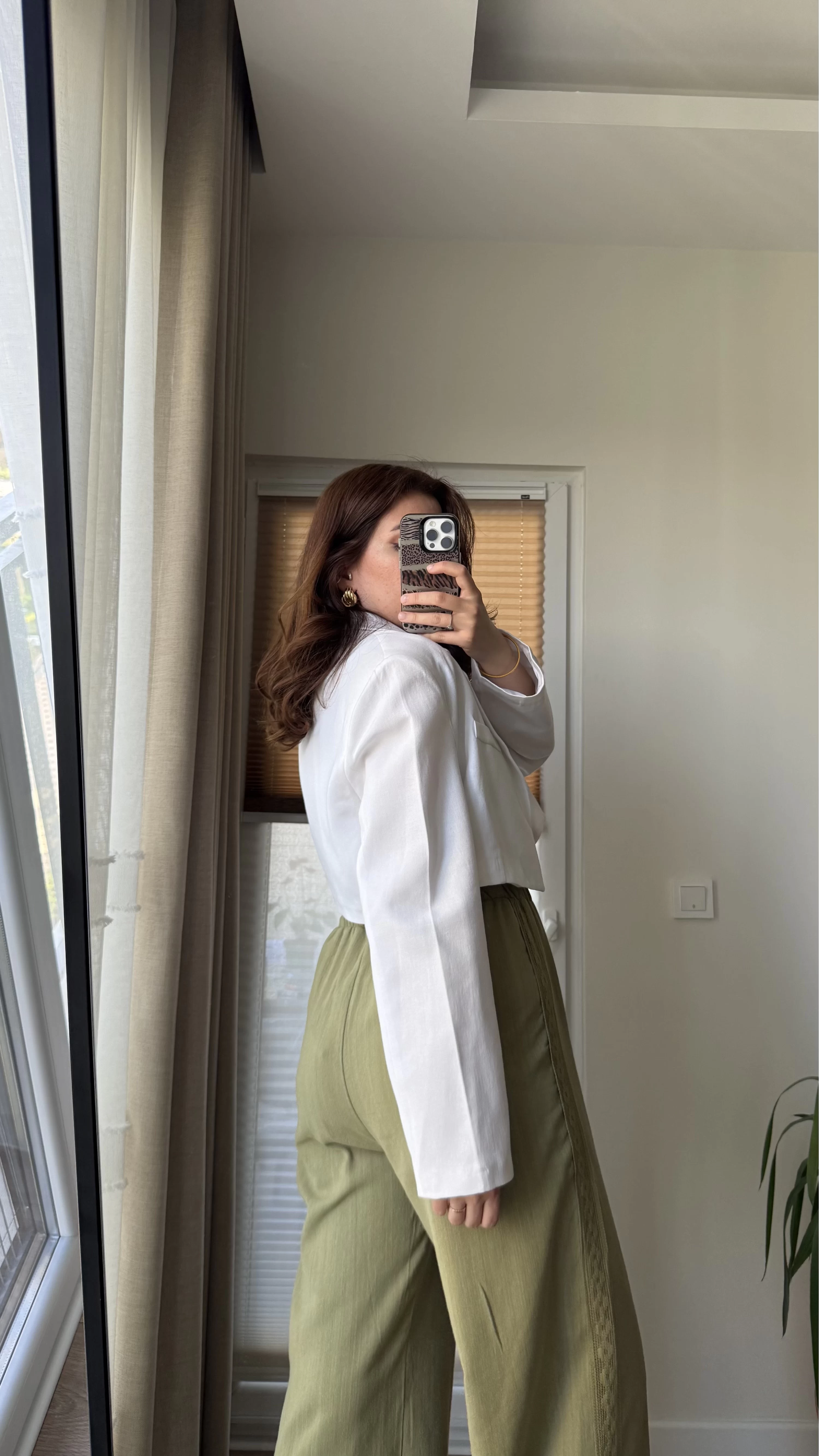 Kısa Crop Keten Astarlı Ceket Beyaz
