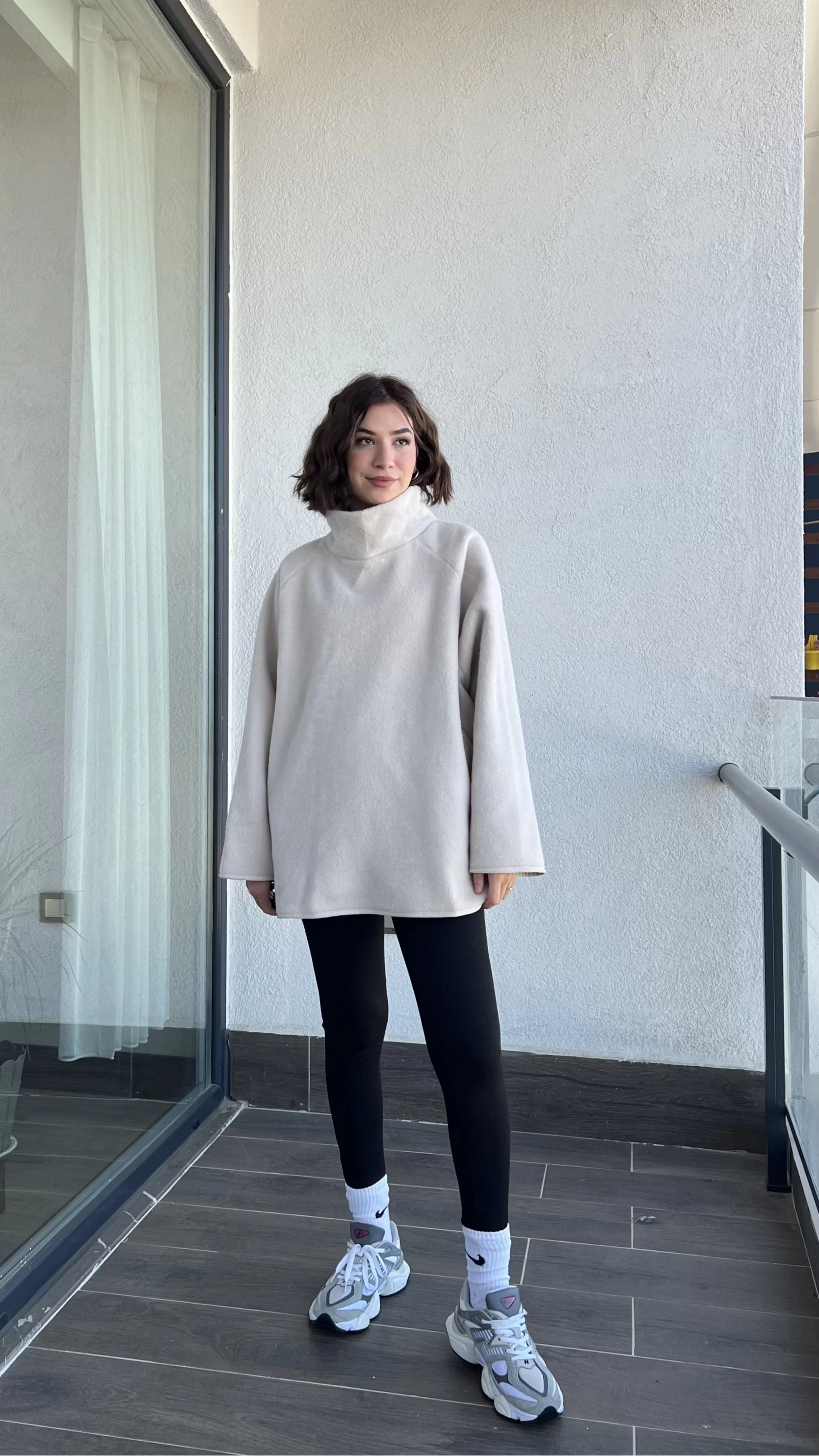 Off Winter Ekru Keçe Yün Kazak