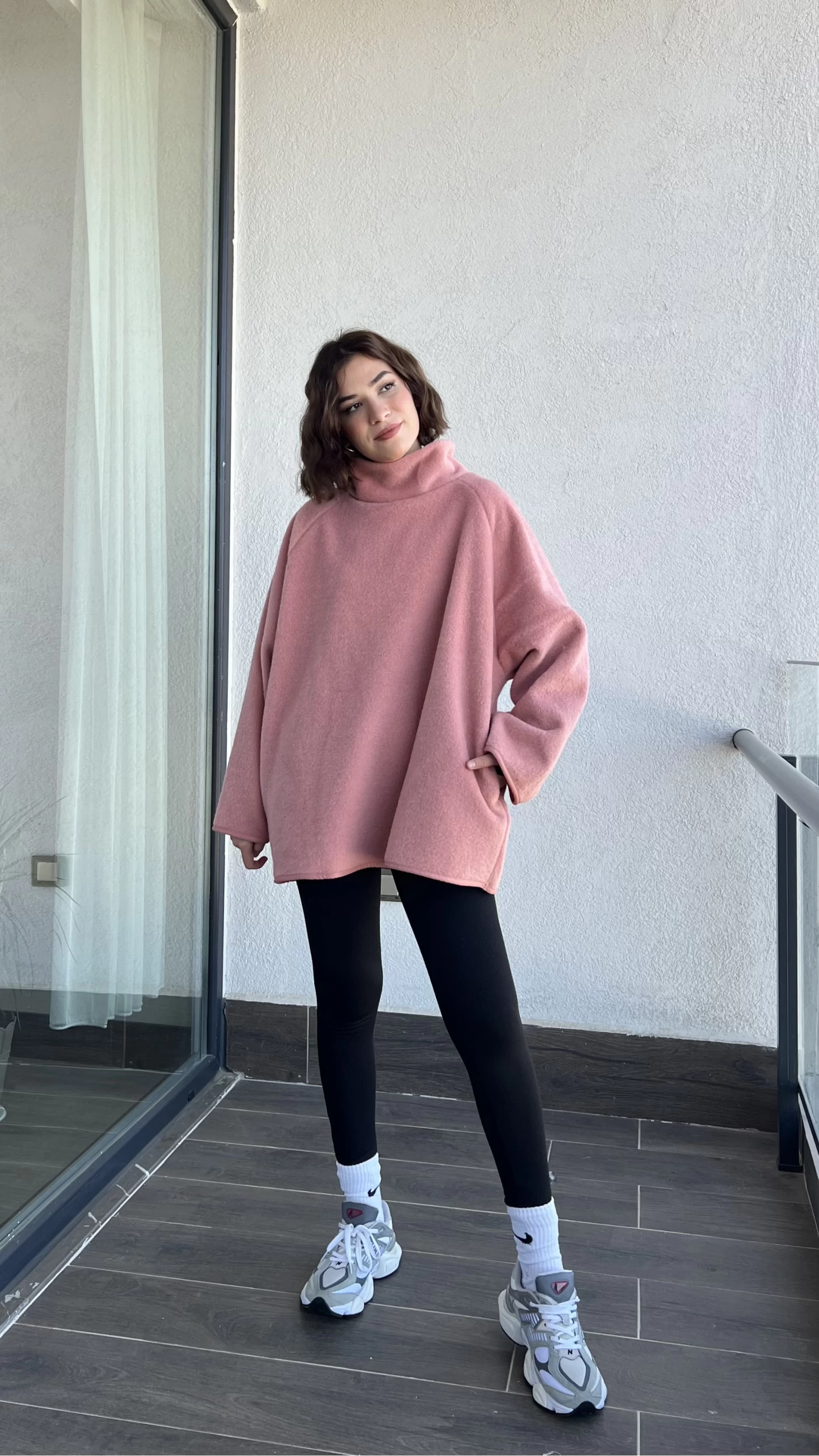 Off Winter Pembe Keçe Yün Kazak