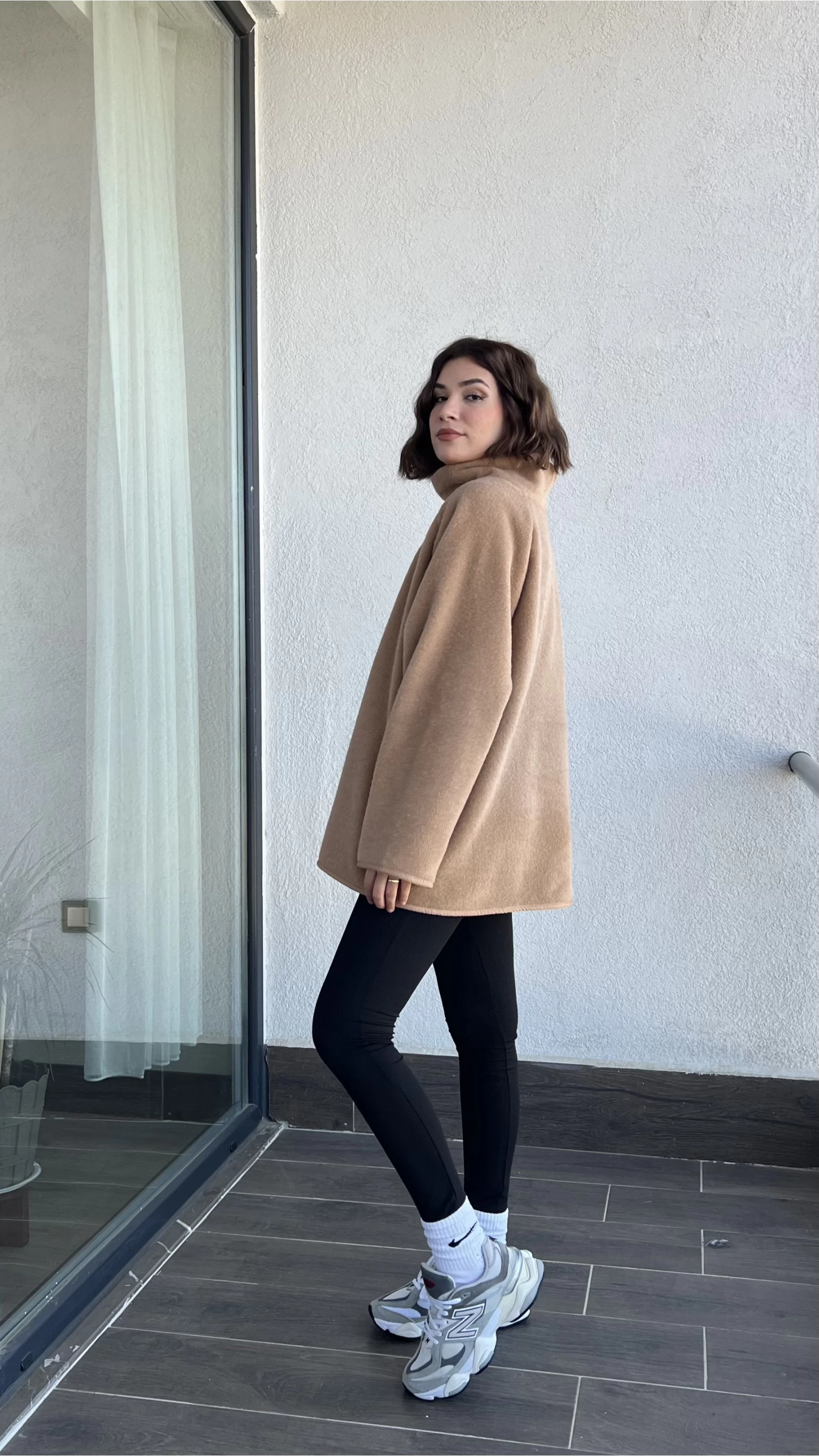 Off Winter Sütlü Kahve Keçe Yün Kazak