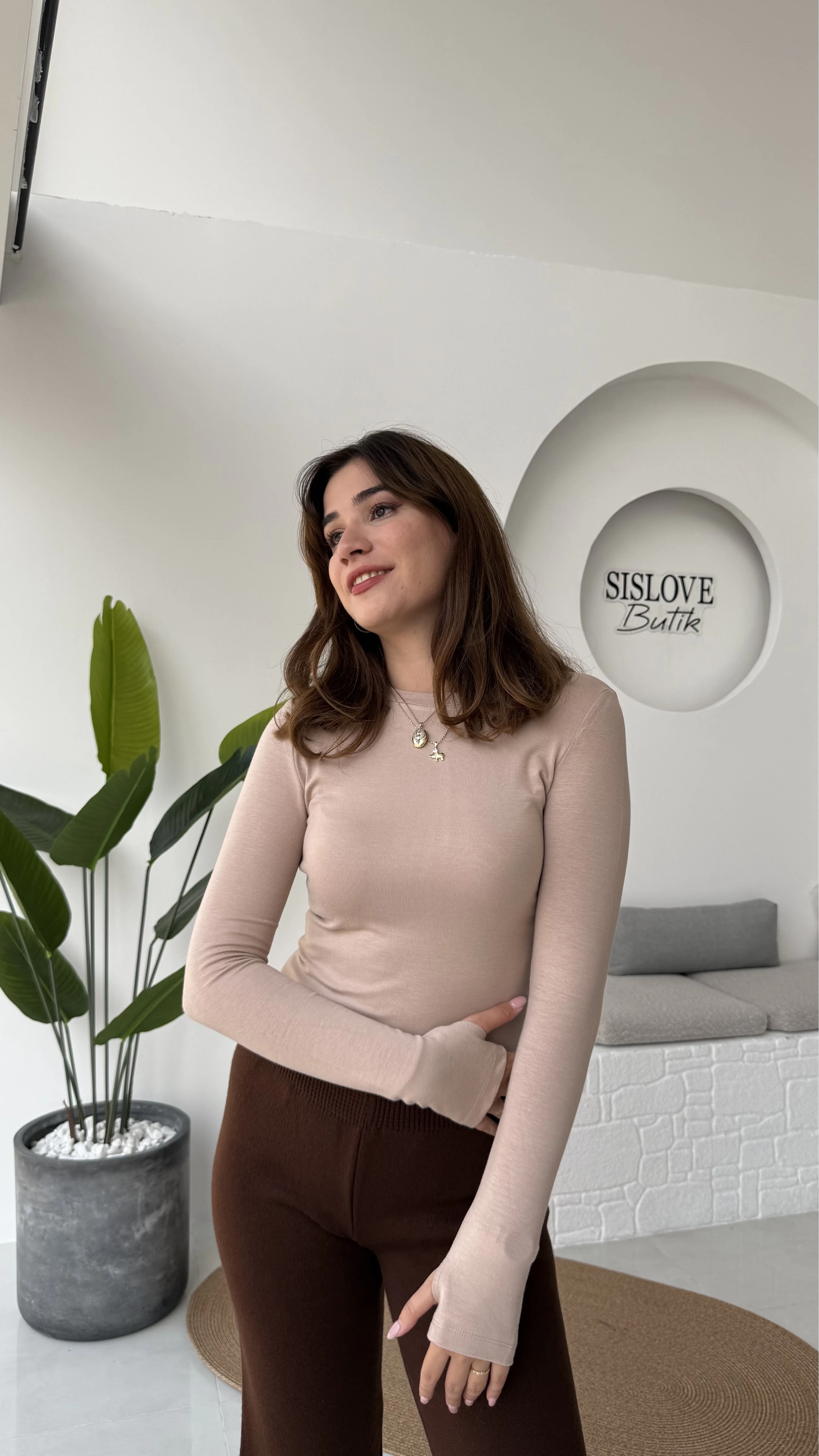 Oys Taş Parmak Geçmeli Body
