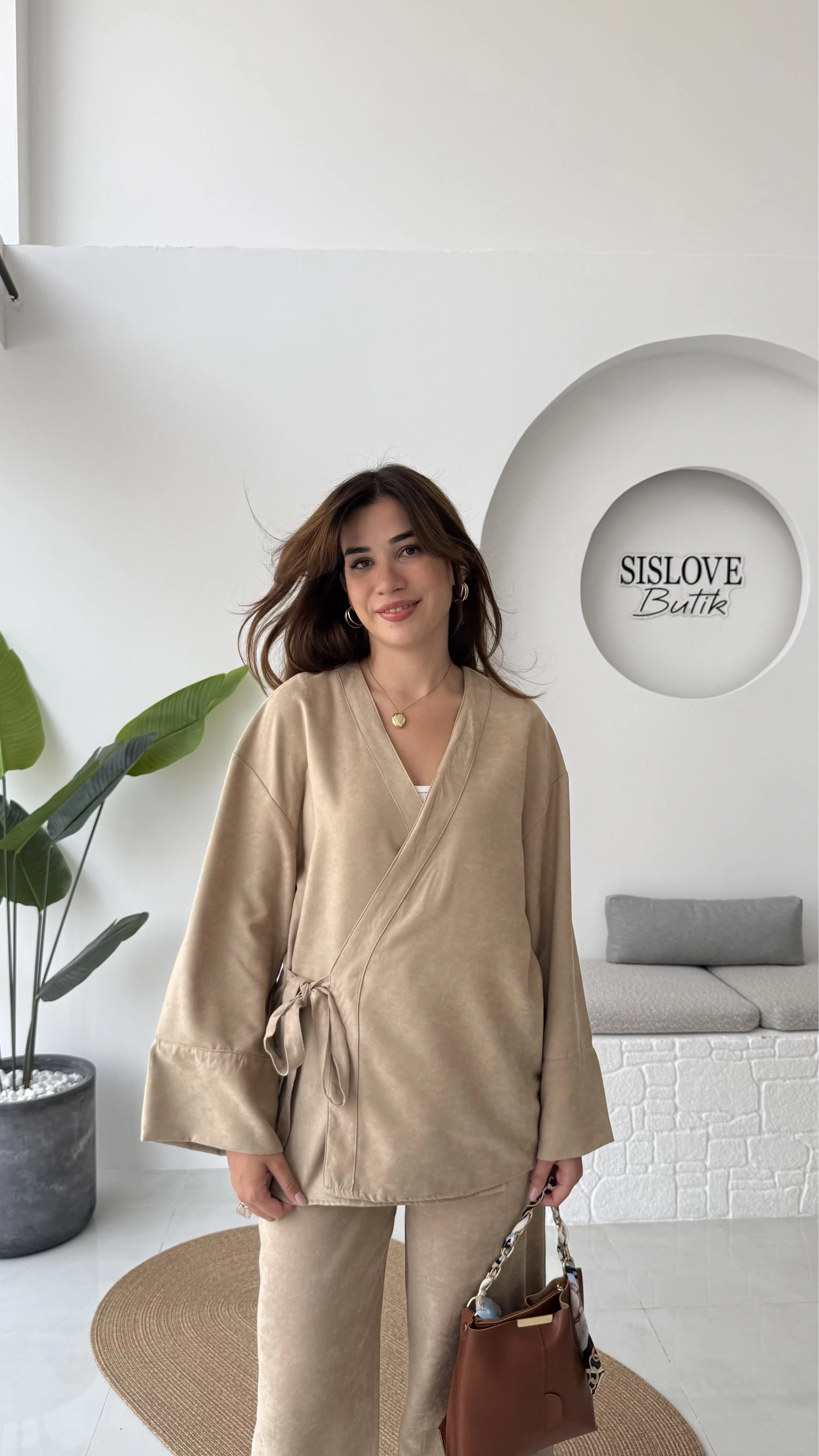 Serena Süet Takım - Taş - Kod: 6023