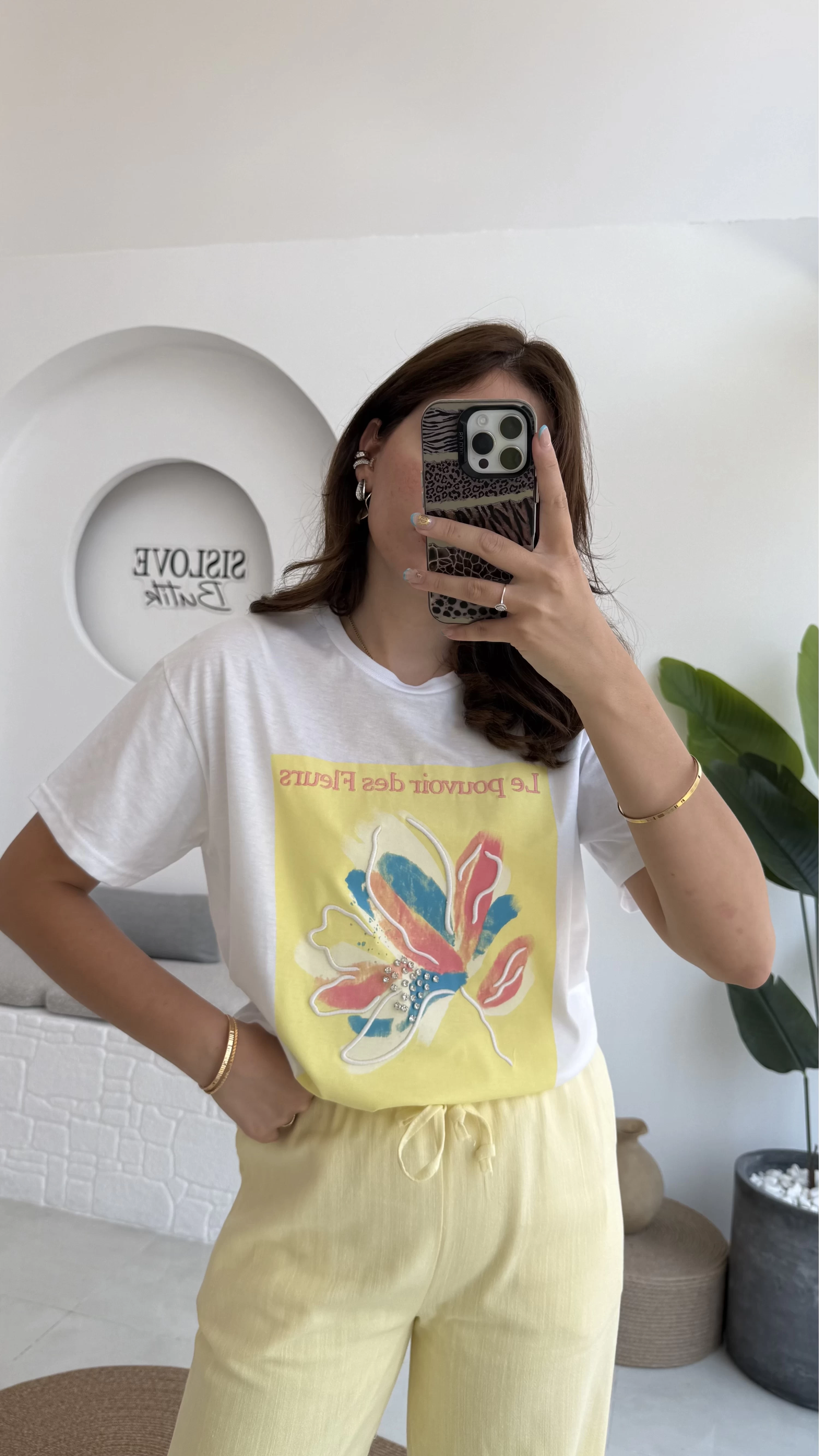 Taş İşlemeli Çiçekli T-shirt - Sarı