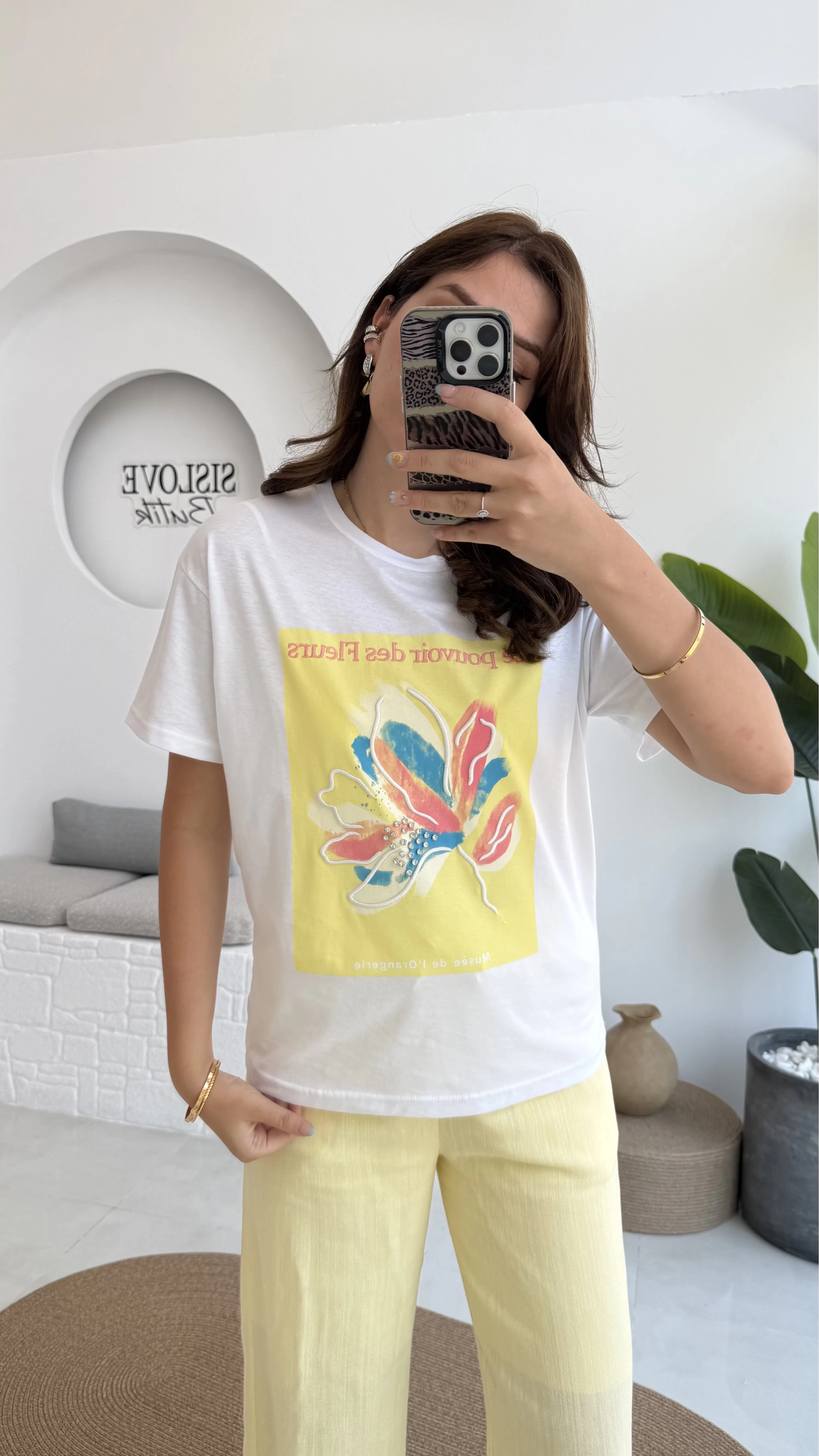 Taş İşlemeli Çiçekli T-shirt - Sarı