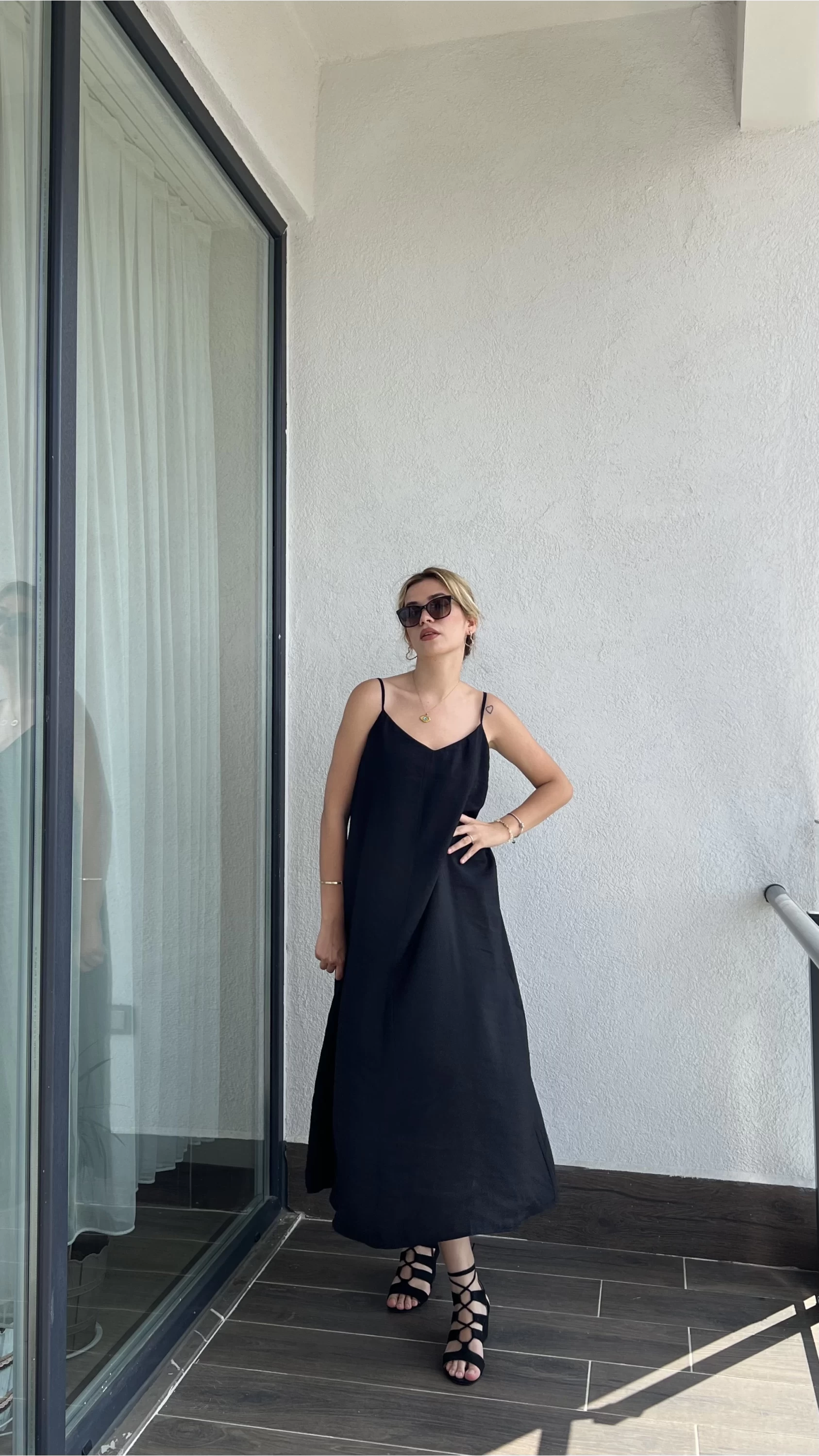 TENSEL Oversize Siyah Askılı Elbise