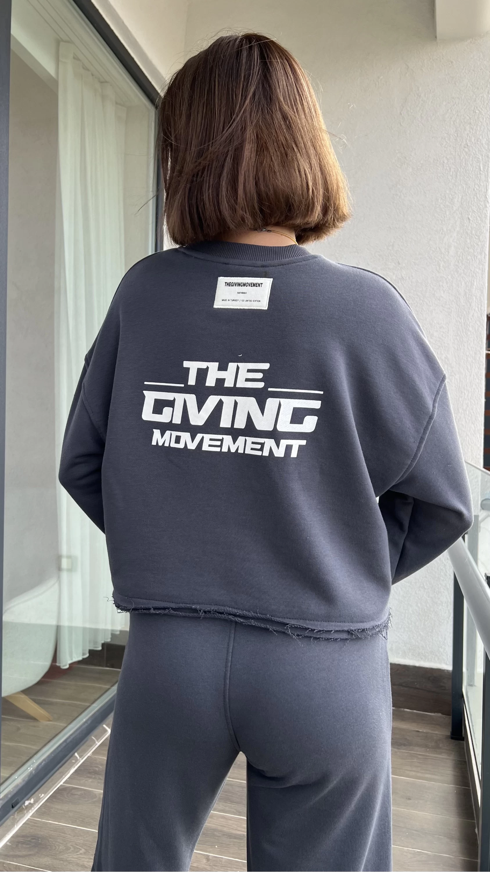 The Giving Füme Takım