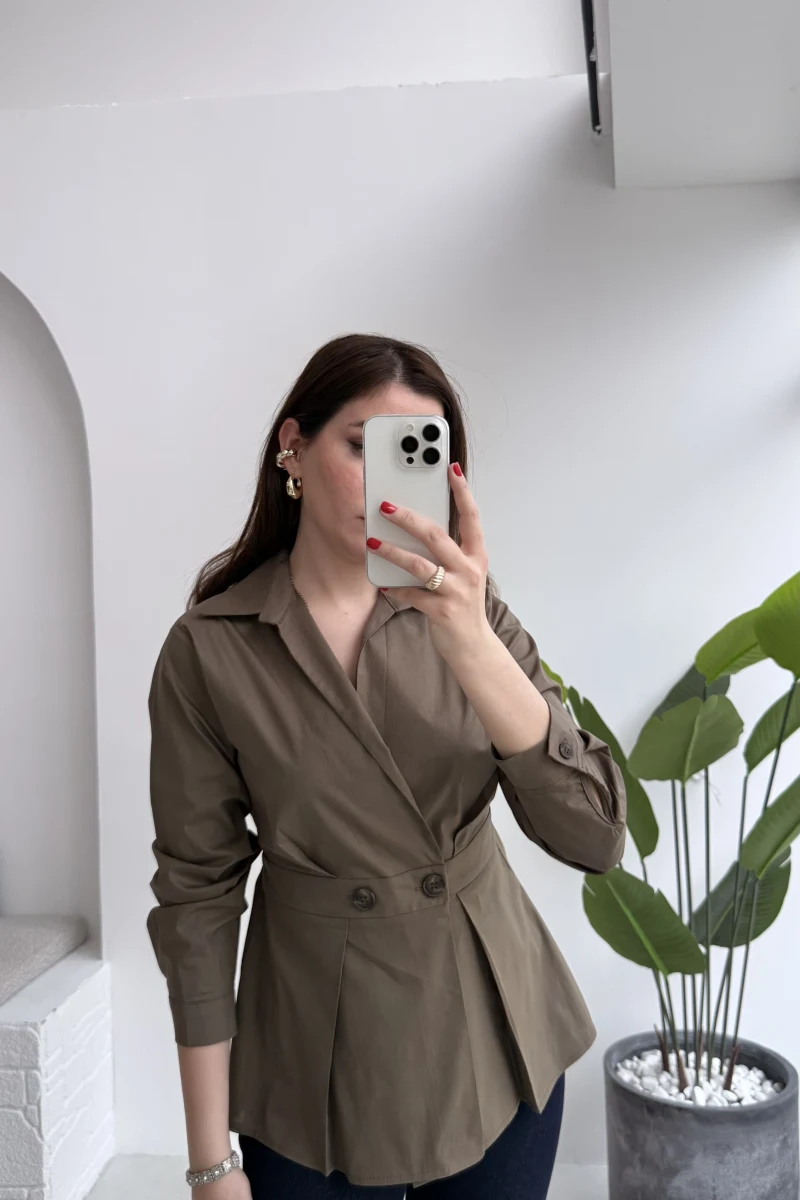 Coquette Pile Detay Düğmeli Kısa Bluz - Haki - Kod: 5426