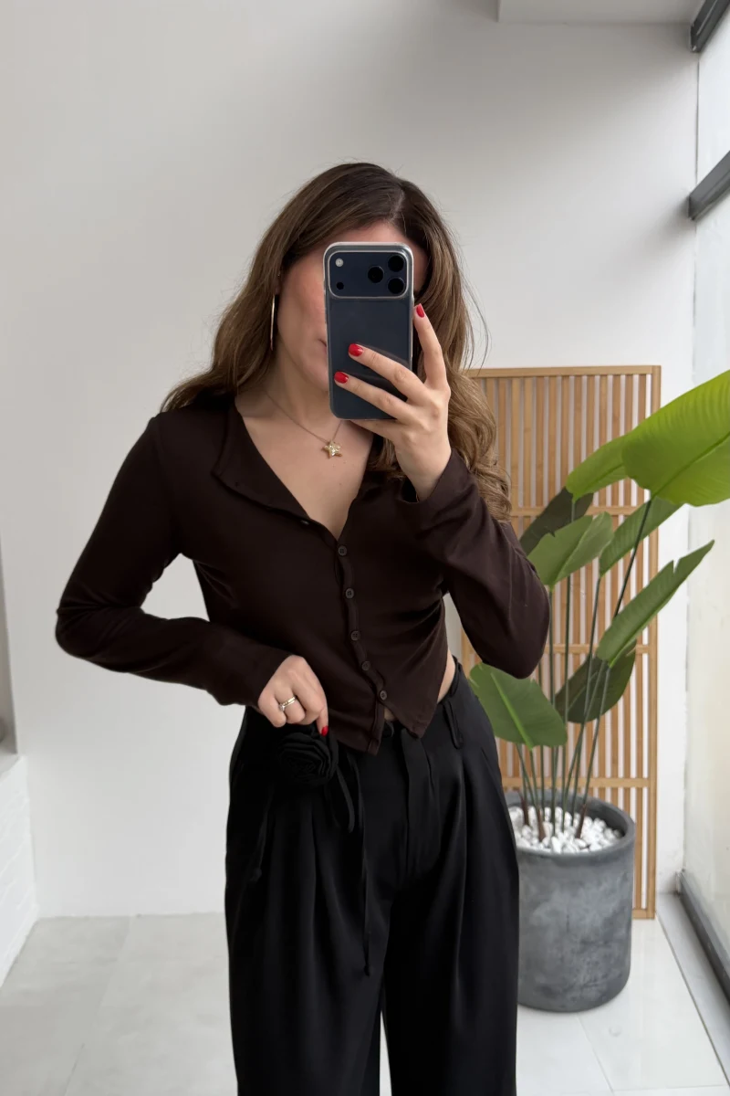 Dilvin Düğmeli Triko Hırka - Koyu Kahve - Kod: 31413