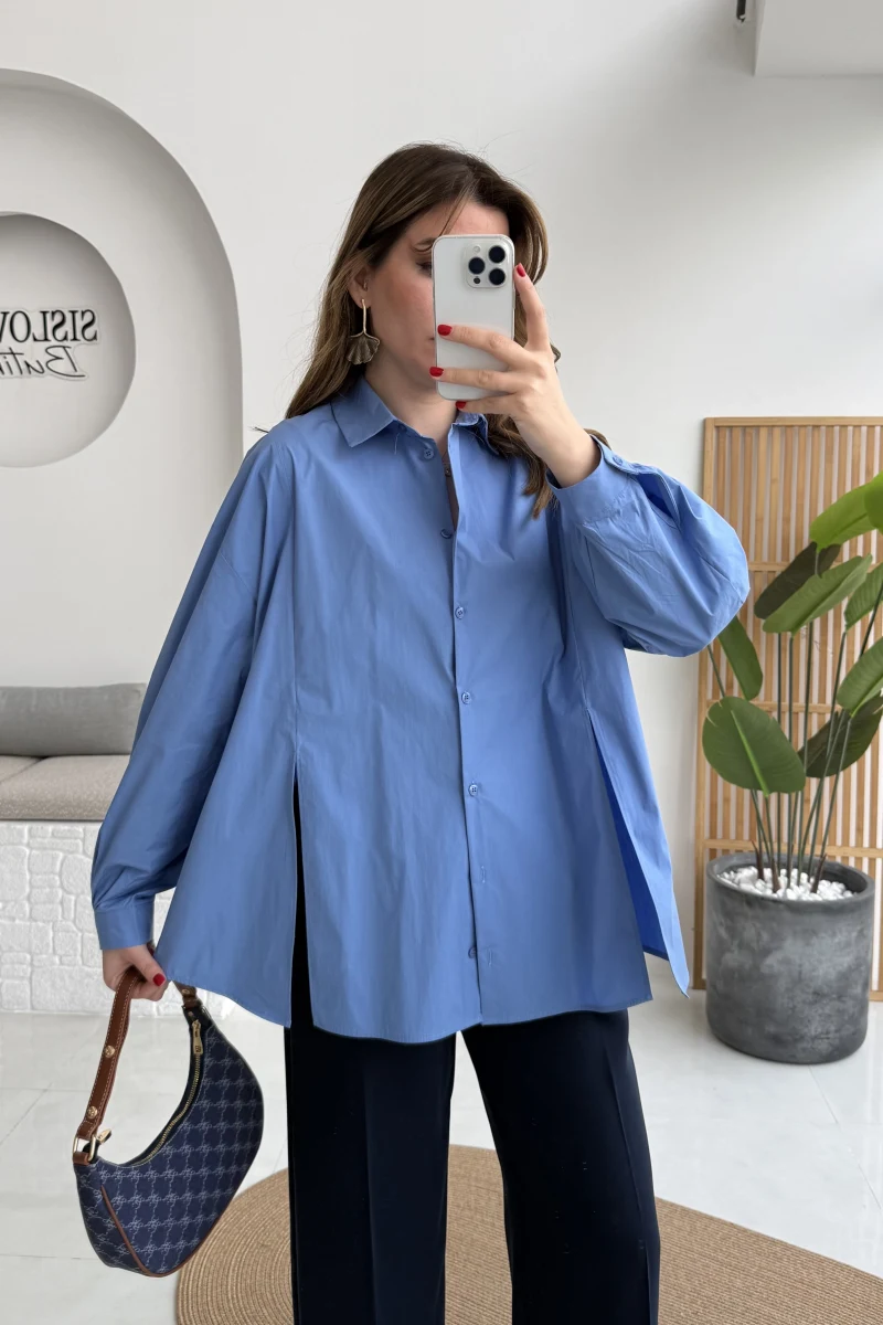 Önü Yırtmaçlı Gömlek - Mavi - Kod: 5010