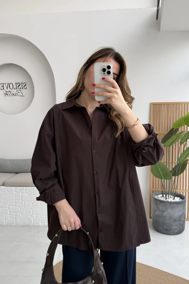 Önü Yırtmaçlı Gömlek - Kahve - Kod: 5010