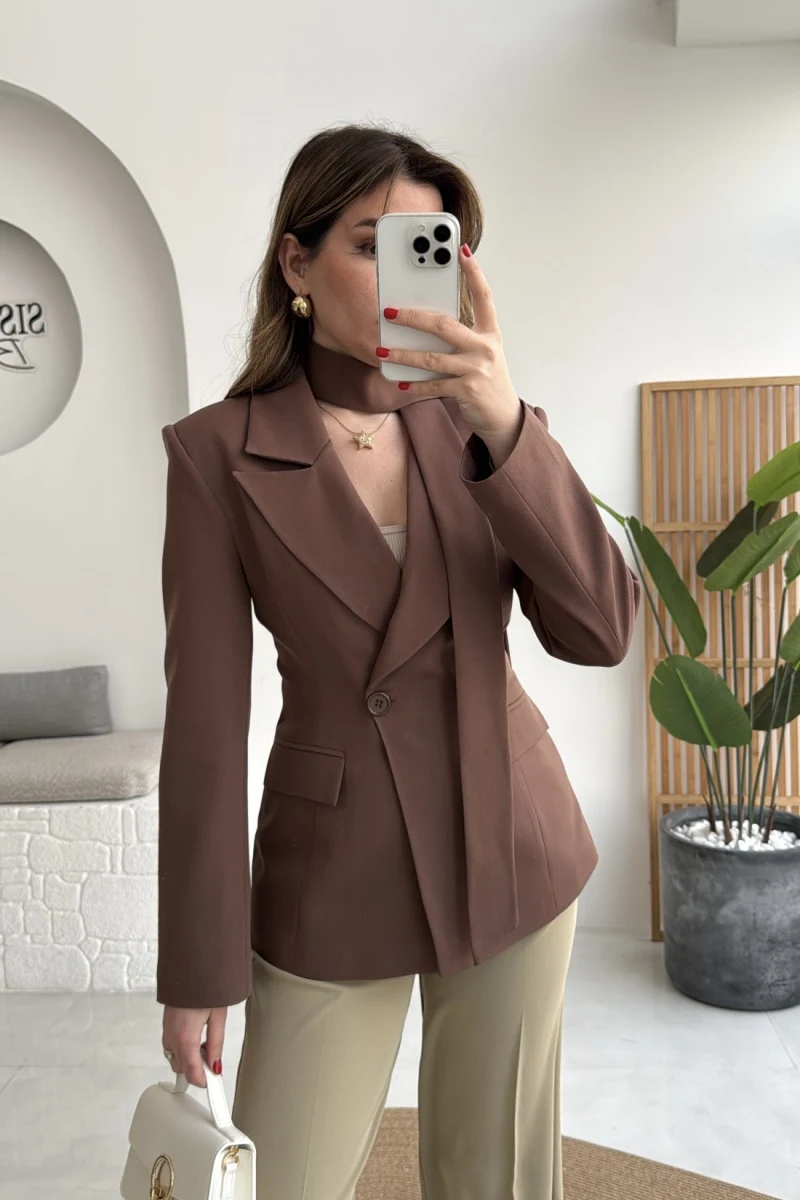 Lucy Fularlı Bele Oturan Blazer Ceket - Kahverengi