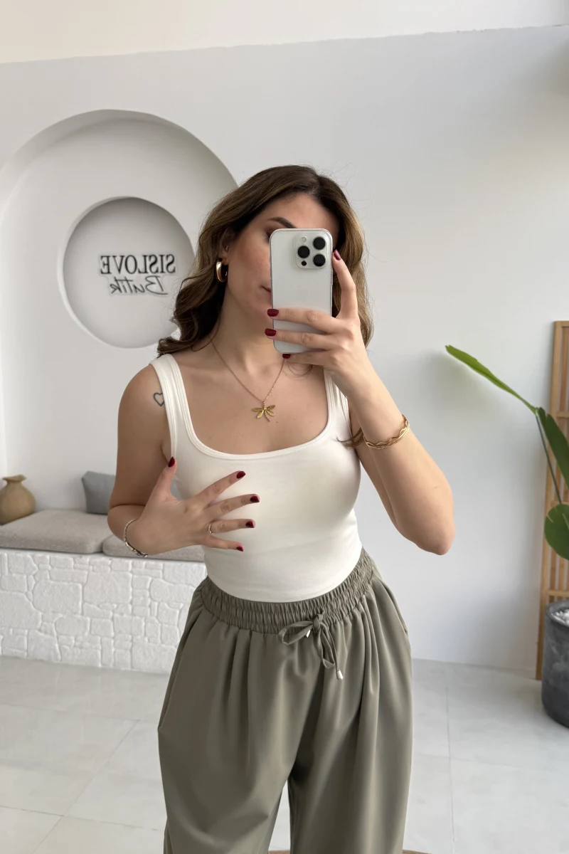 Göğüs Pedli Crop - Beyaz