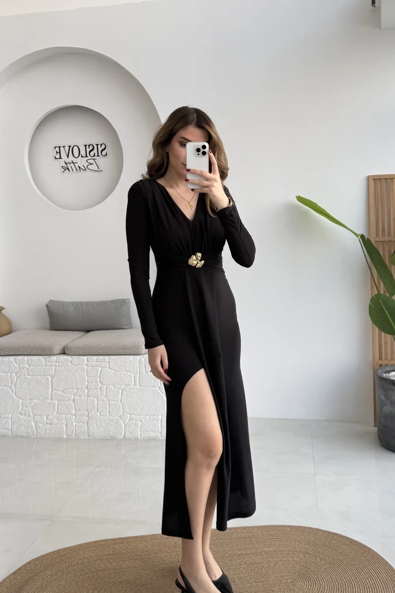 Pretty Aksesuar Detay Yırtmaçlı Elbise - Siyah - Kod: 0909