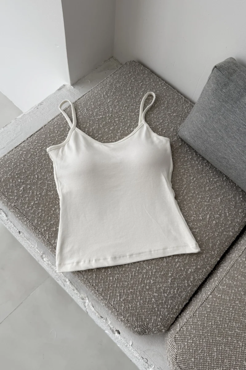 Uzun Göğüs Pedli İnce Askılı Body - Ekru