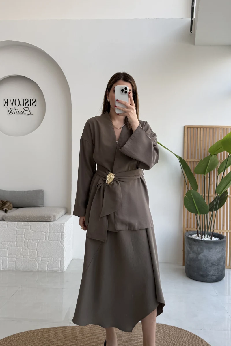 Sienna Aksesuar Kuşaklı Kimono-Etek Takım - Haki - Kod: 7047 5063