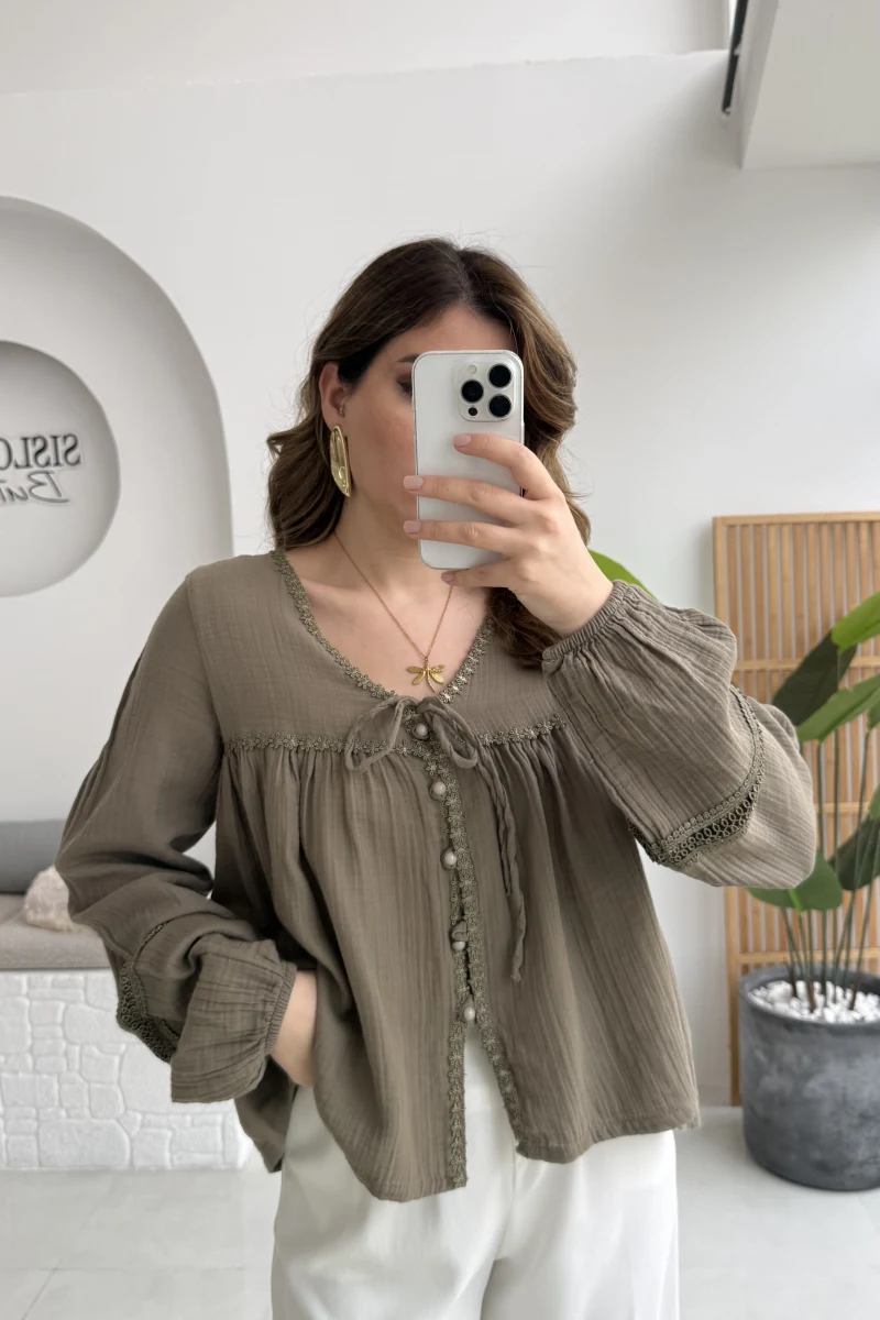 Peri İnci Detay Haki Bluz