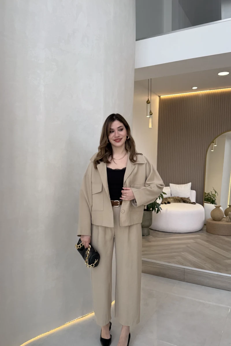 Cepli Kemerli Oversize Ceket-Pantolon Takım - Vizon - Kod: 9025