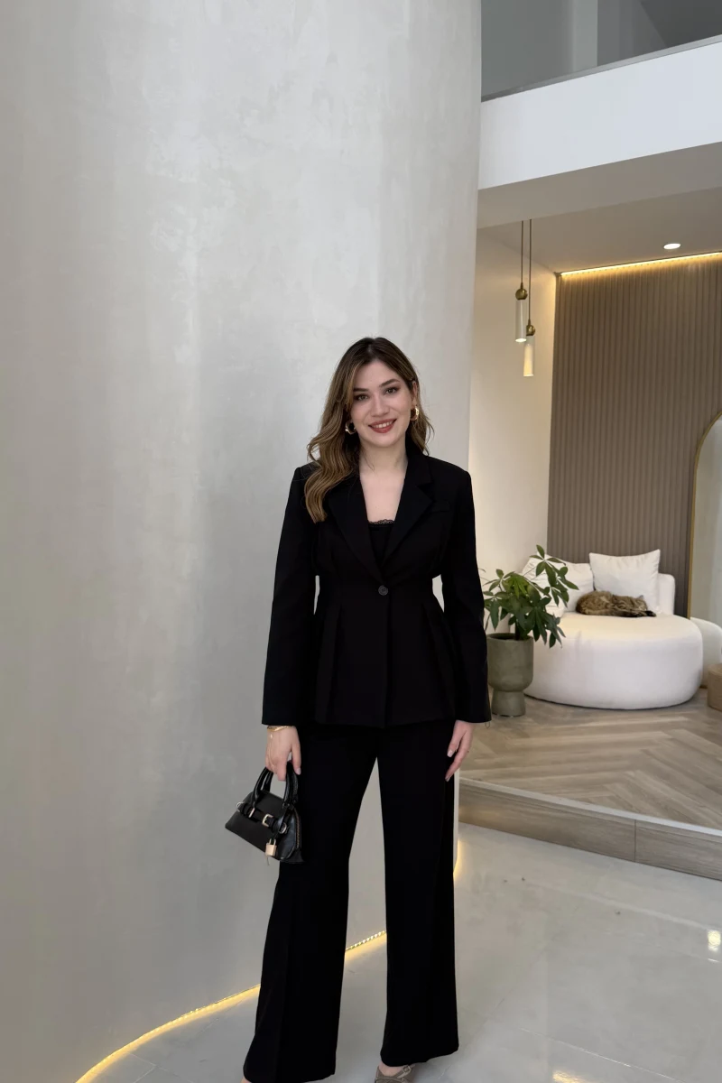 Charlotte Pilili Bele Oturan Takım - Siyah - Kod: 8884