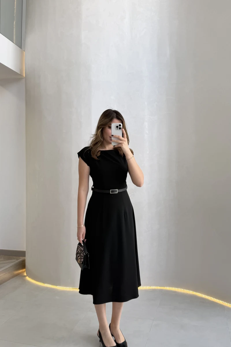 Bonita Vatkalı Midi Boy Kemerli Elbise - Siyah