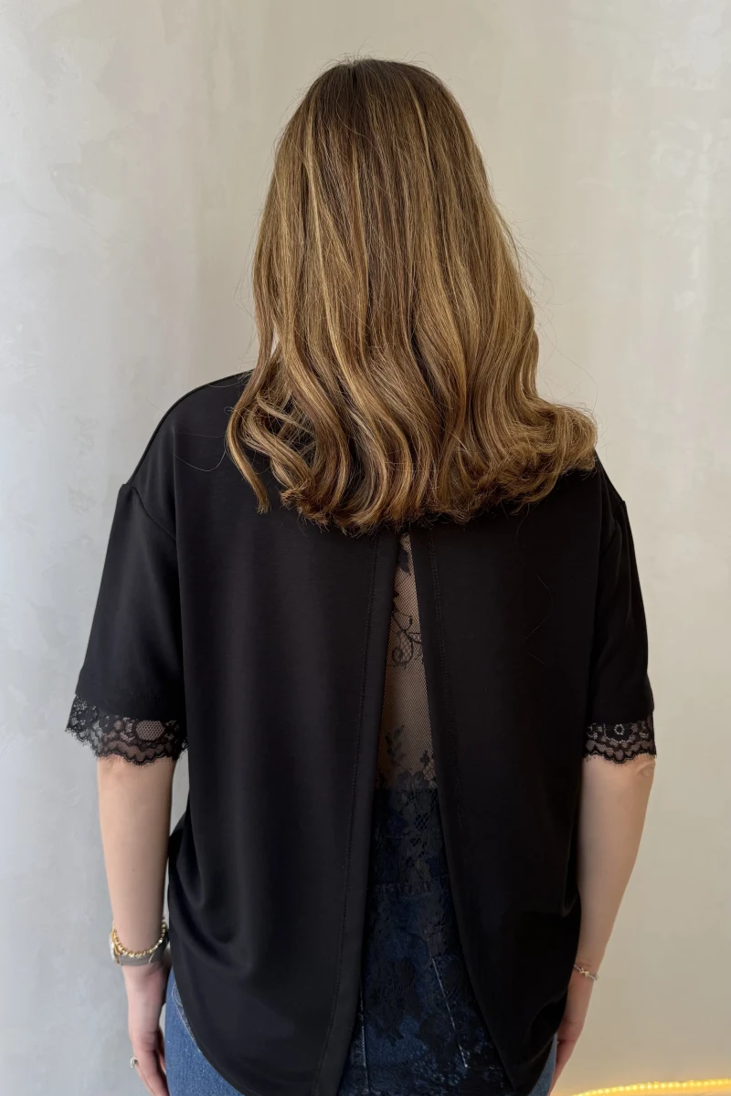 Sırt Dantel Detaylı Kısa Kol T-shirt - Siyah