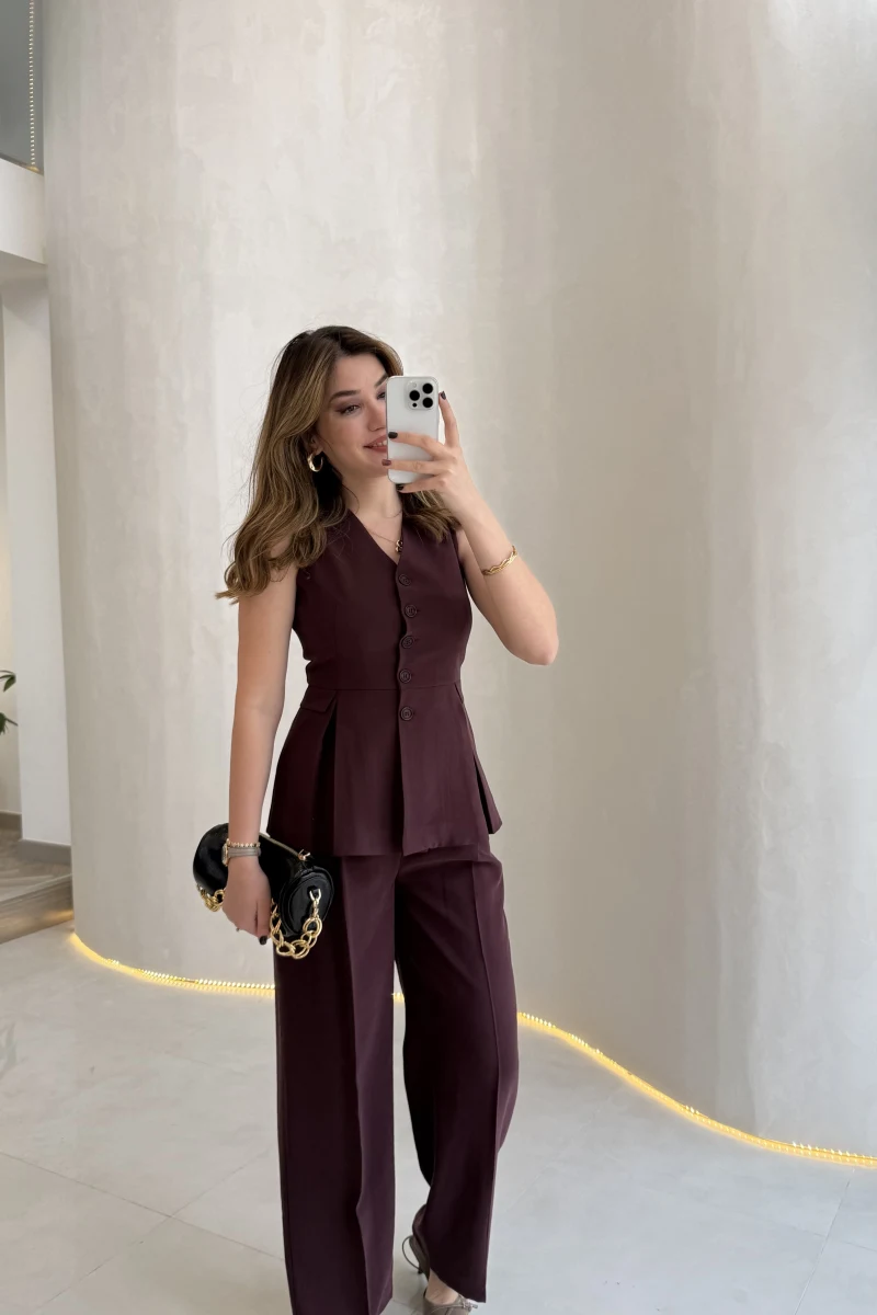 Lumiere Bele Oturan Sıfır Kol Düğmeli Takım - Mürdüm - Kod: 9041