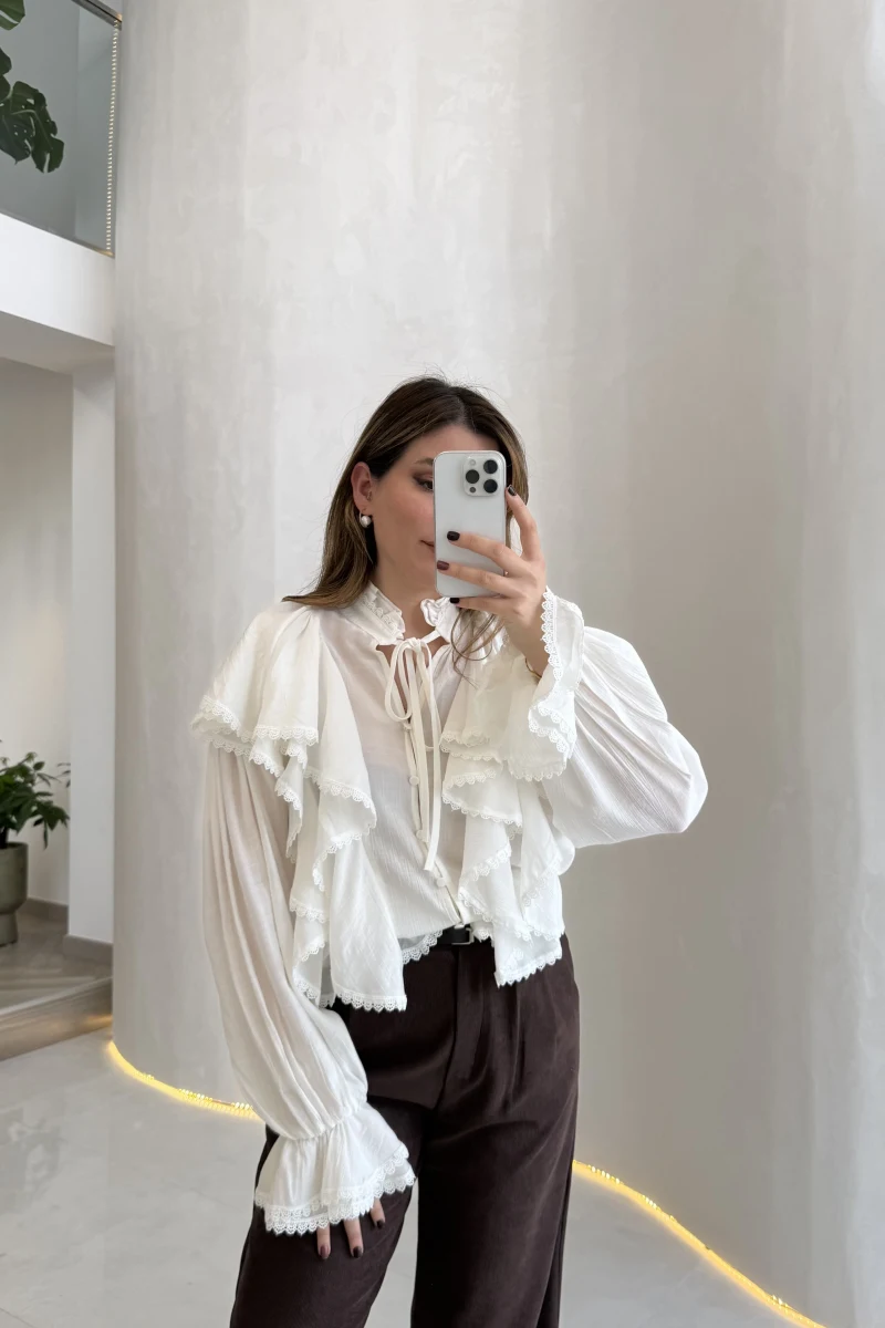 Cielo Fırfırlı Dantel Detay Bağlamalı Gömlek - Beyaz - Kod: 112250