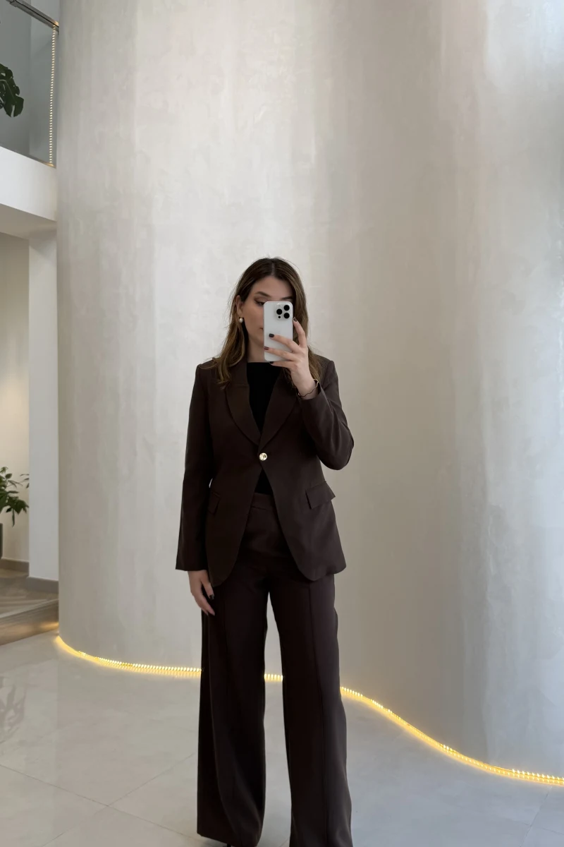 Lissome Gold Düğmeli Vatkalı Ceket-Pantolon Takım - Kahve - Kod: 9031