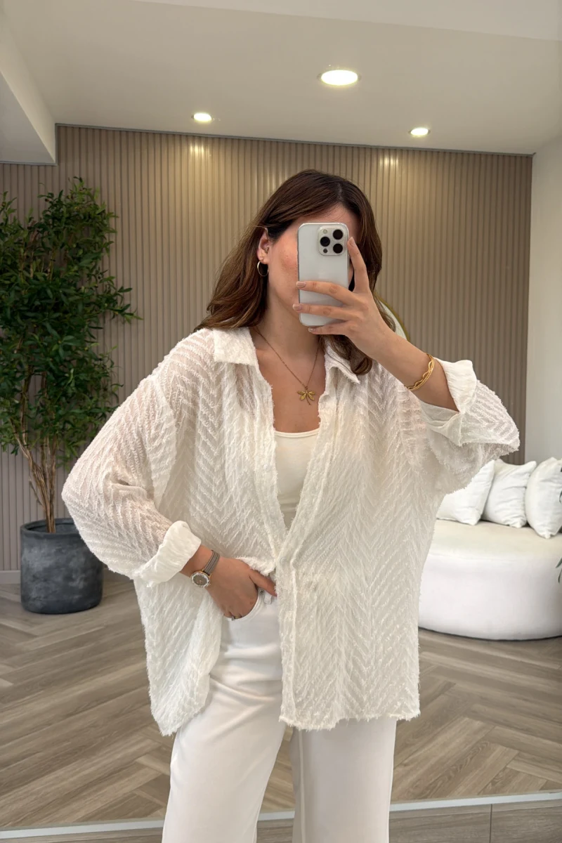 Geraldine Püsküllü İnce Uzun Gömlek - Beyaz - Kod: 2252