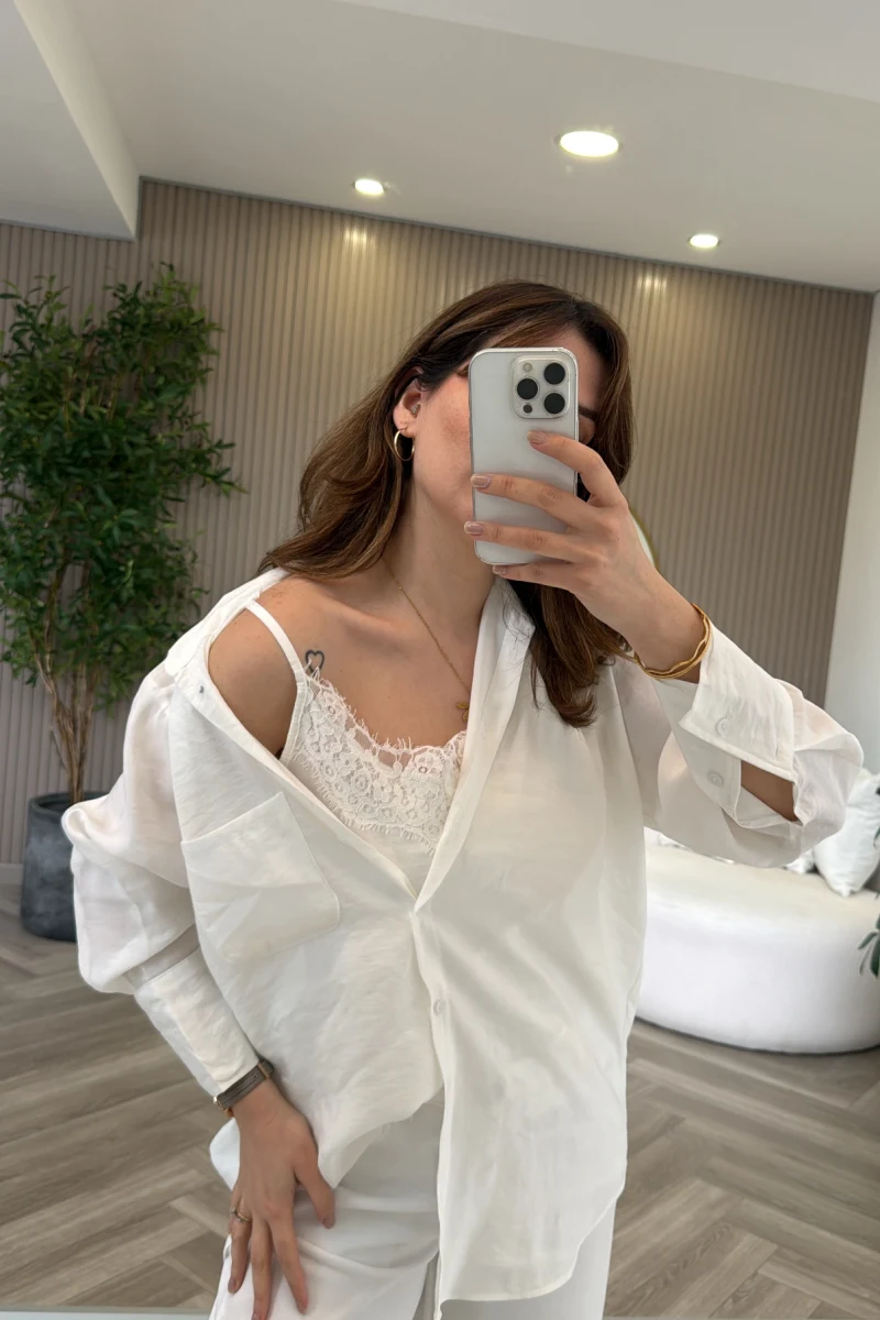 İçi Askılı Dantel Detaylı Gömlek - Ekru - Kod: 2209