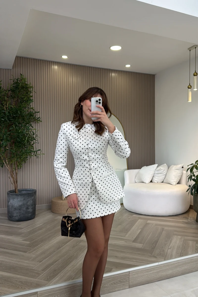 Pantheon Puantiyeli Ceket Mini Etek Takım - Ekru