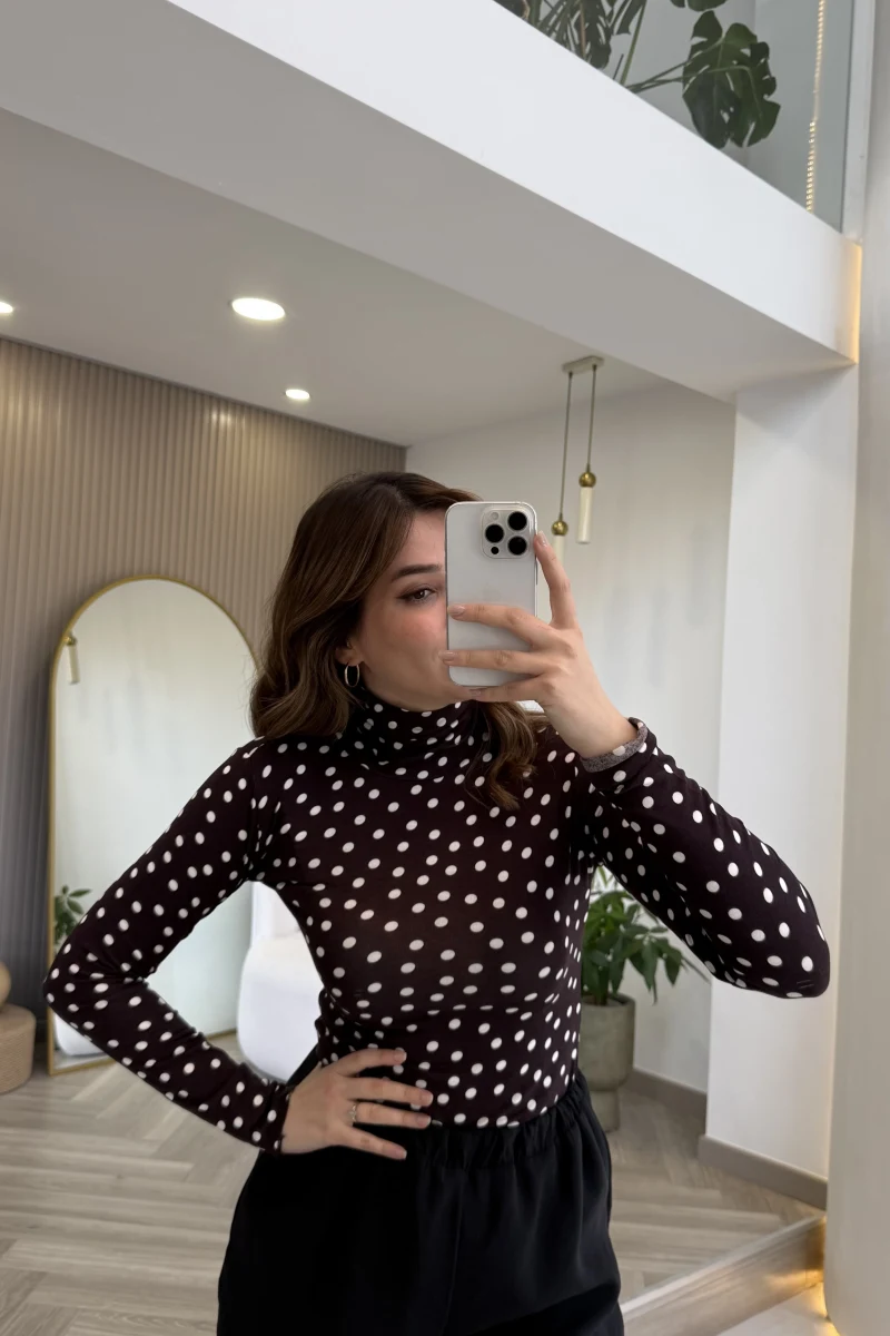 Boğazlı Puantiyeli Bluz - Kahverengi