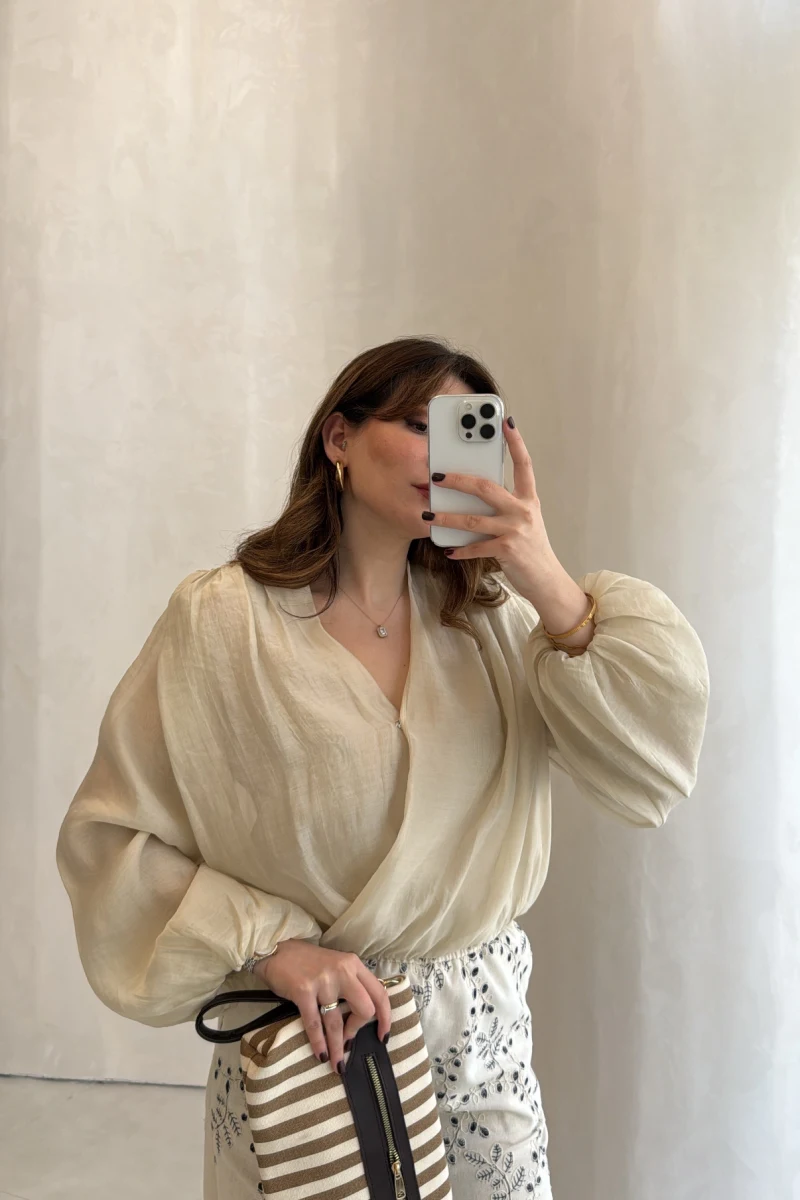 Lucca Vatkalı Beli Lastikli Balon Kol Bluz - Taş - Kod: 5048