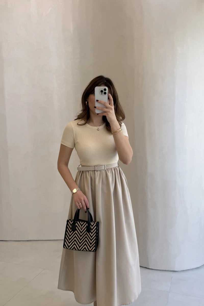 Kısa Kol Beli Lastikli Kemerli Elbise - Taş - Kod: 4113