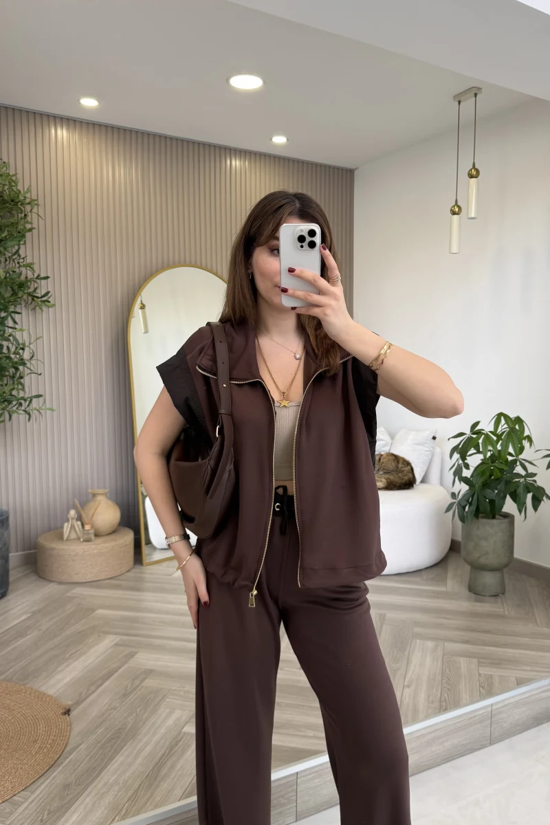 Gold Detaylı Paraşüt Kumaşlı Yelek Eşofman Takım - Kahverengi - Kod: 4110