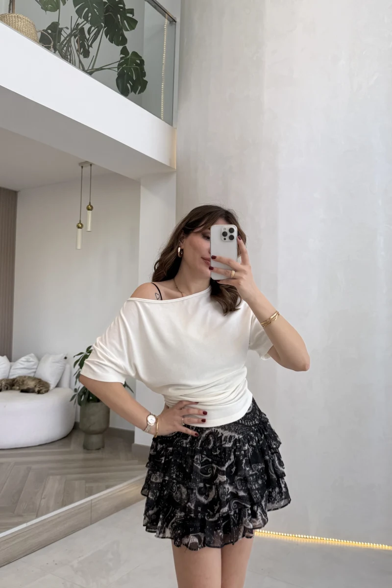 Leona Pamuk Kumaş Beli Büzgülü T-shirt - Ekru - Kod: 6996