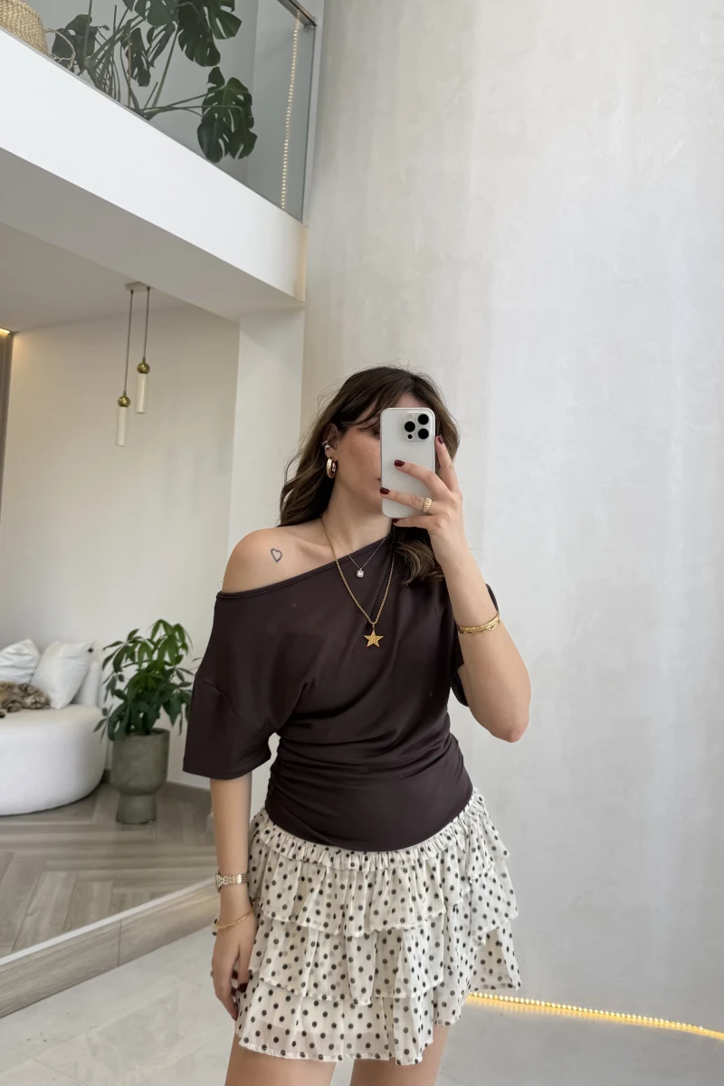 Leona Pamuk Kumaş Beli Büzgülü T-shirt - Kahverengi - Kod: 6996