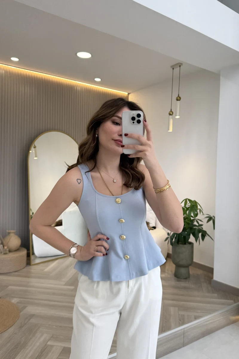 Düğmeli Bel Detaylı Sıfır Kol Bluz - Açık Mavi - Kod: 31979