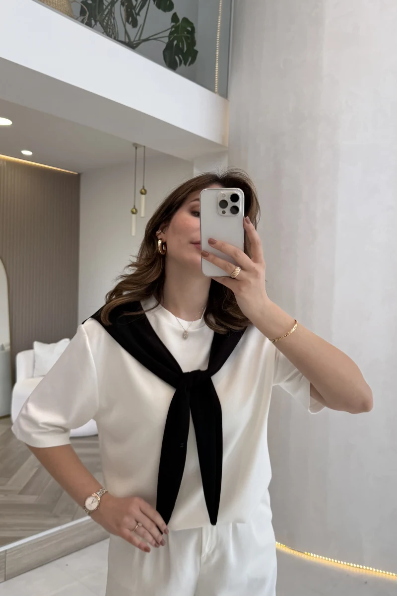 Sawa Fular Detay T-Shirt - Siyah - Kod: 1094