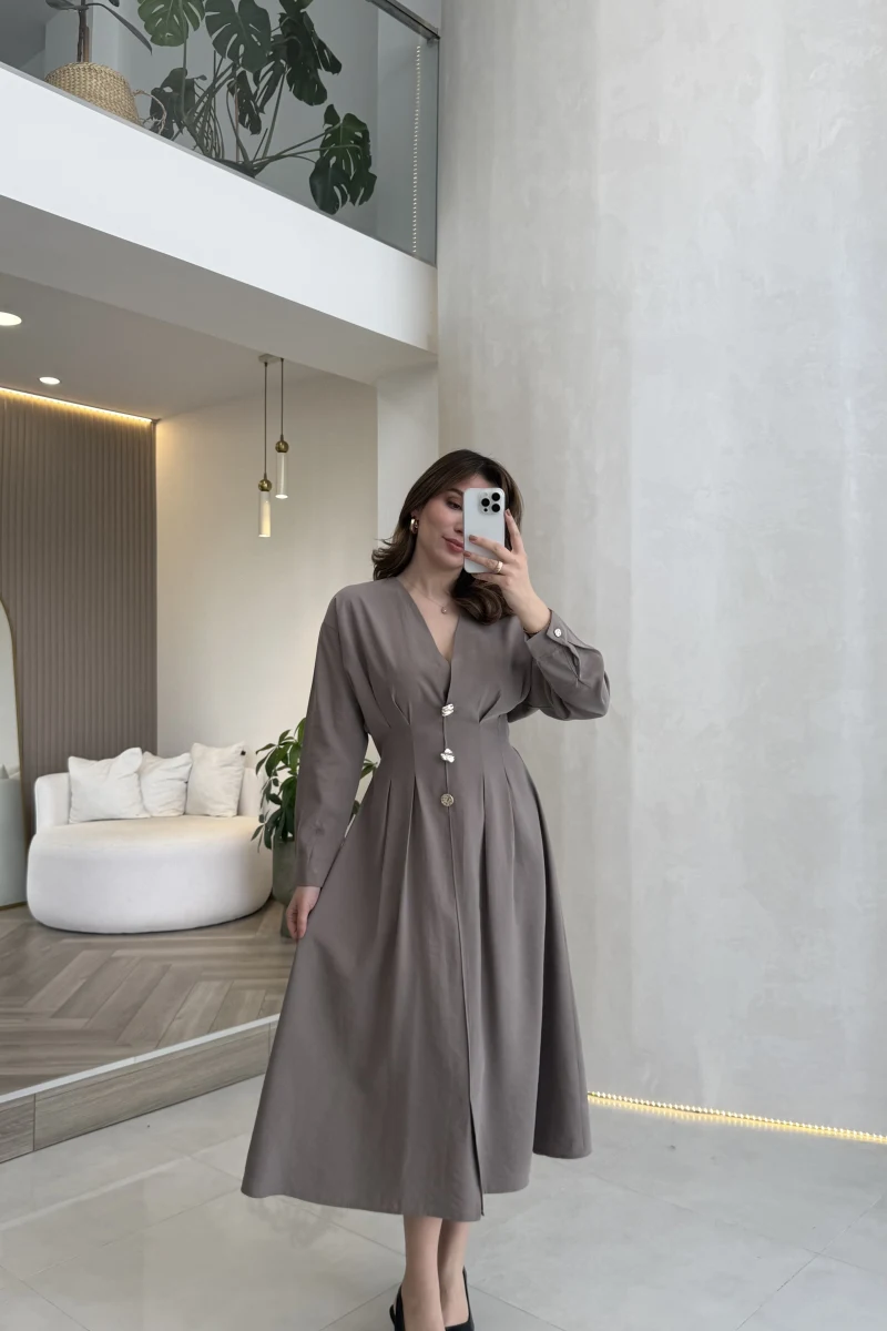 Önü Aksesuaar Detaylı Modal Elbise - Vizon - Kod: 3078